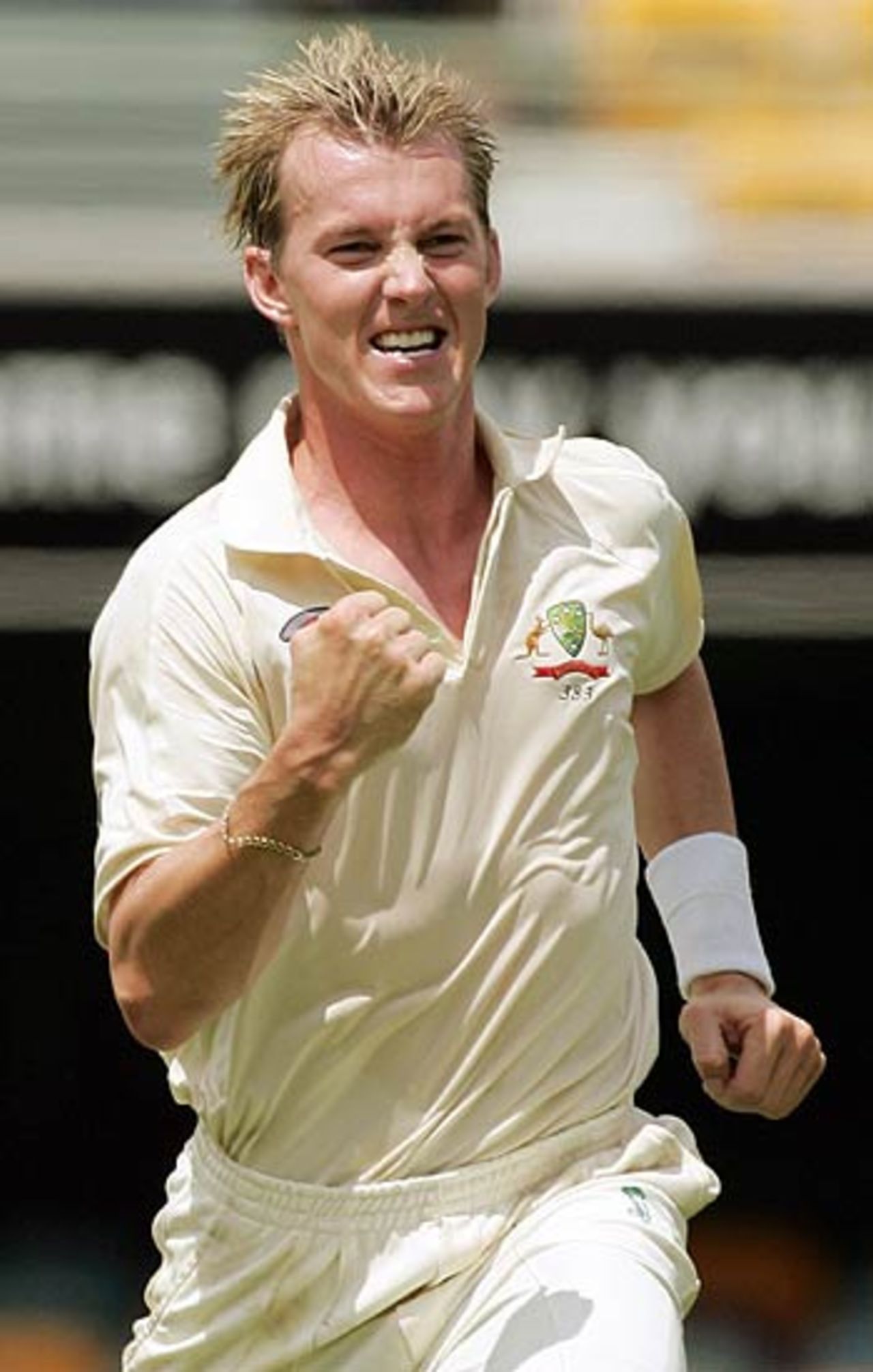 Brett Lee celebrates after dismissing Devon Smith, 1st Test, Brisbane, 4th day, November 5, 2005
