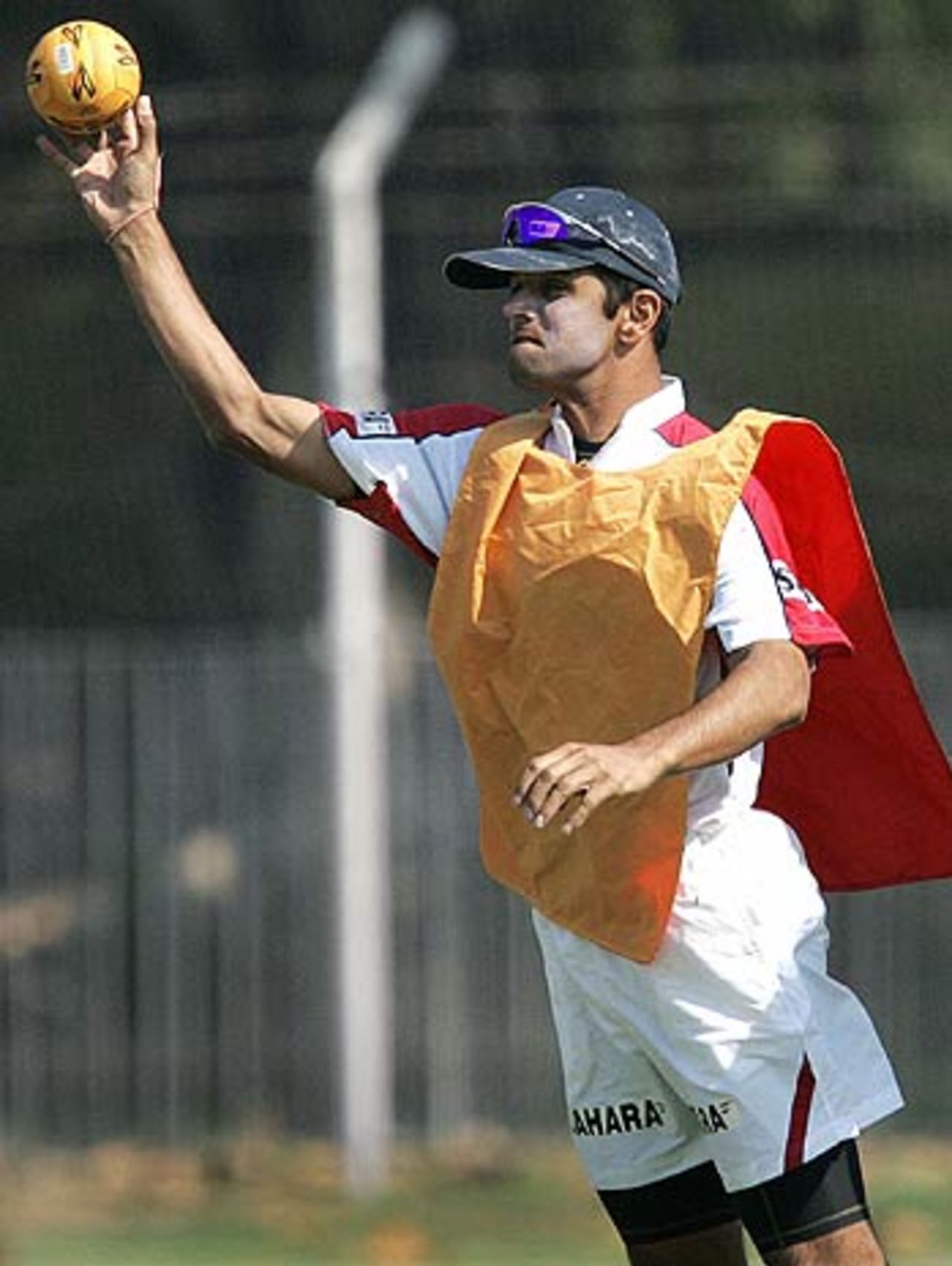Rahul Dravid practises at a training session, Baroda, November 11, 2005