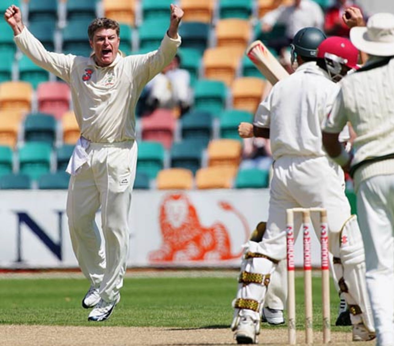 Stuart MacGill is ecstatic after claiming Shivnarine Chanderpaul's wicket, Australia v West Indies, 2nd Test, Hobart, 1st day, November 17, 2005.