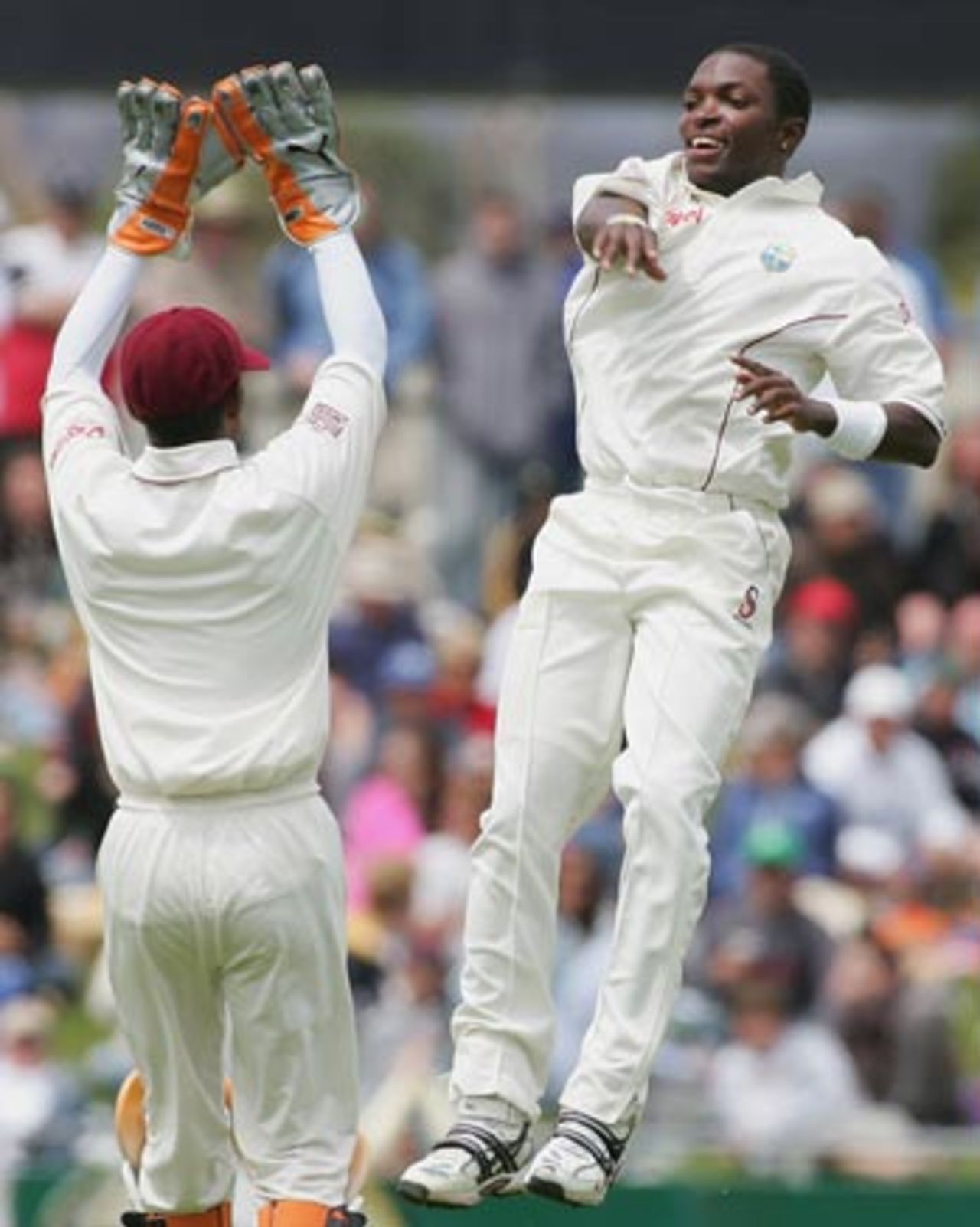 Fidel Edwards flies high after nailing Brett Lee, Australia v West Indies, 2nd Test, Hobart, 3rd day, November 19, 2005