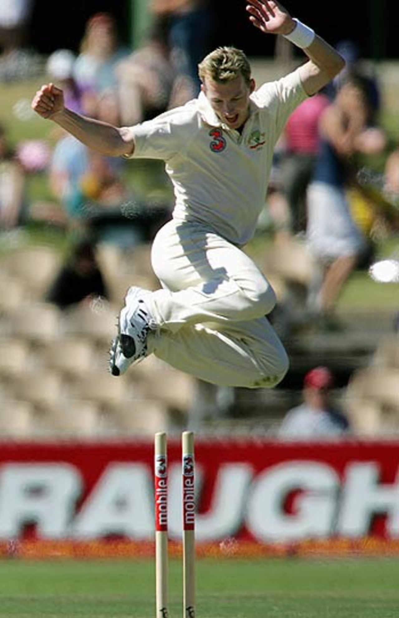 Brett Lee is delighted after dismissing Dwayne Bravo, Australia v West Indies, 3rd Test, Adelaide, 4th day, November 28, 2005