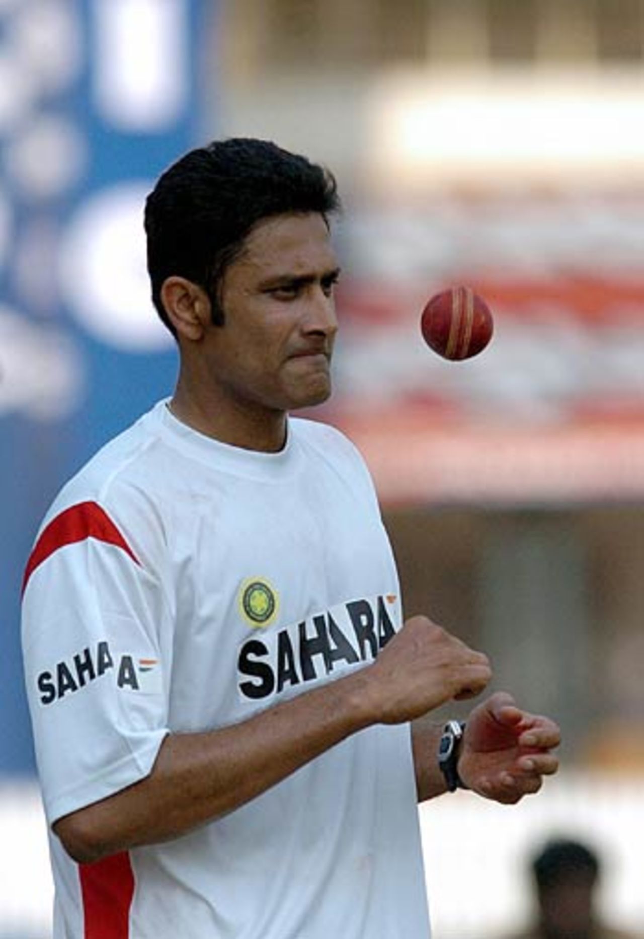 Intense and focussed - Anil Kumble contemplates on how to outwit a batsman, Chennai, November 30, 2005