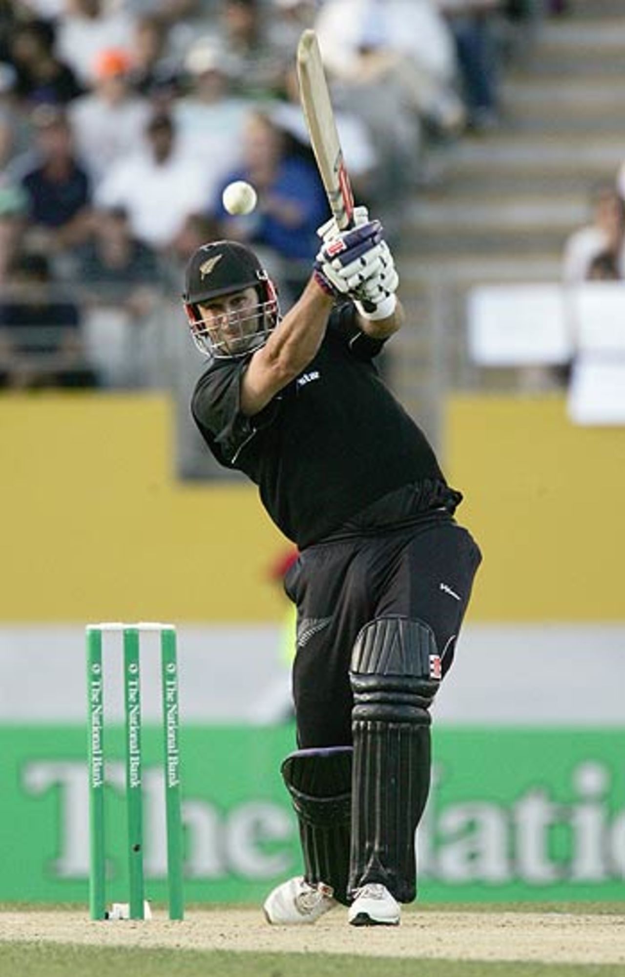 Chris Cairns played a lone hand for New Zealand, New Zealand v Australia, 1st ODI, Chappell-Hadlee Trophy, Auckland, December 3, 2005