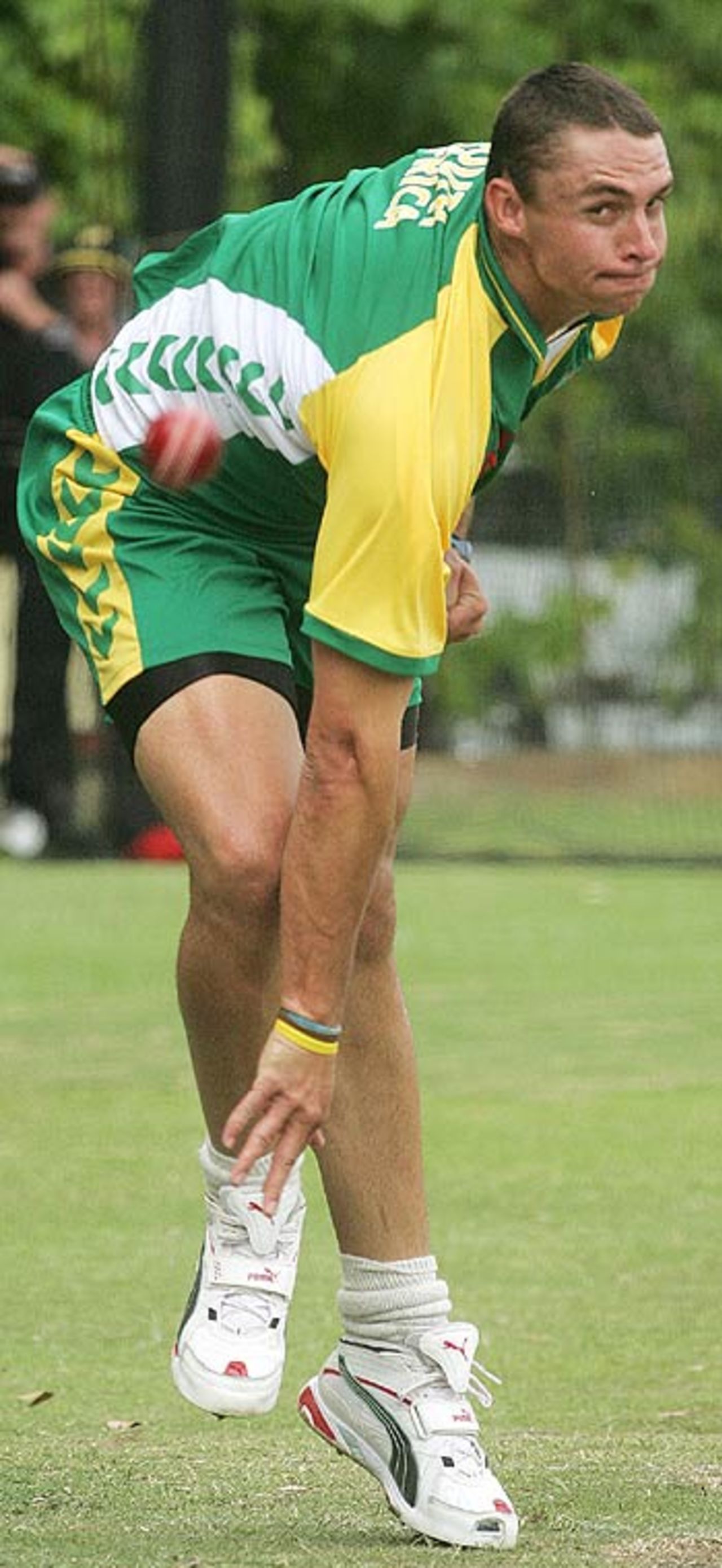 Andre Nel sticks to the bowling...for now, WACA, Perth, December 4, 2005