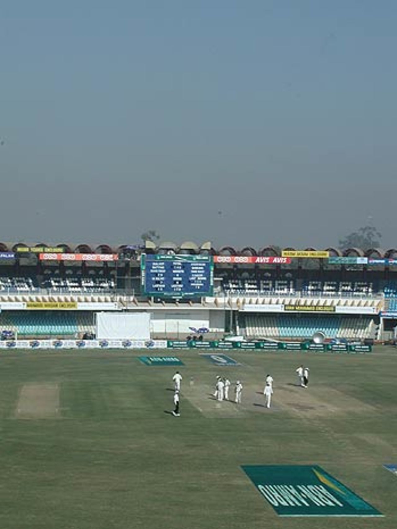 Empty stands at the Gold League final, Faisalabad v Sialkot, Gaddafi Stadium, Lahore, December 5, 2005
