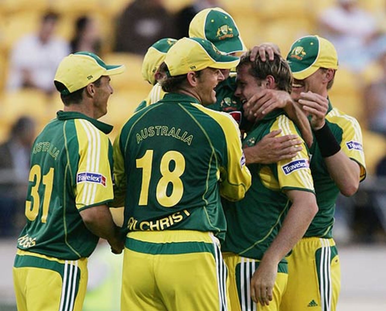 Mick Lewis celebrates after dismissing Lou Vincent, New Zealand v Australia, 2nd ODI, Wellington, December 7, 2005