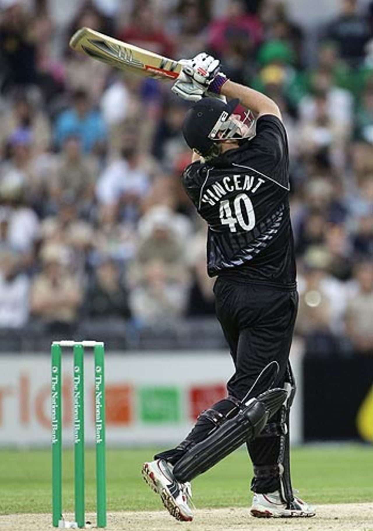 Lou Vincent hammers one gound the ground, New Zealand v Australia, 3rd ODI, Christchurch, December 10, 2005