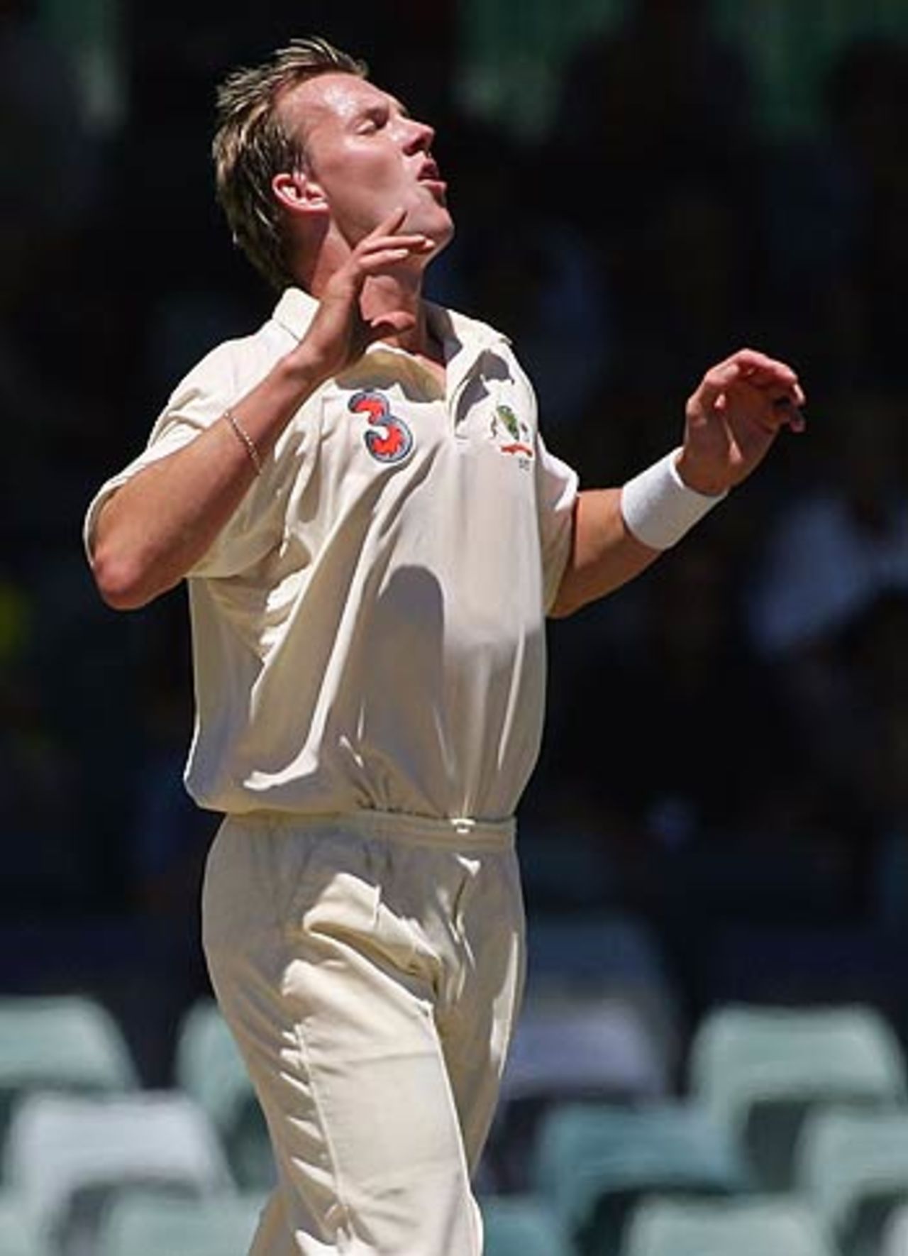 Brett Lee bowled a fiery spell before lunch, Australia v South Africa, 1st Test, Perth, 1st day, December 17, 2005