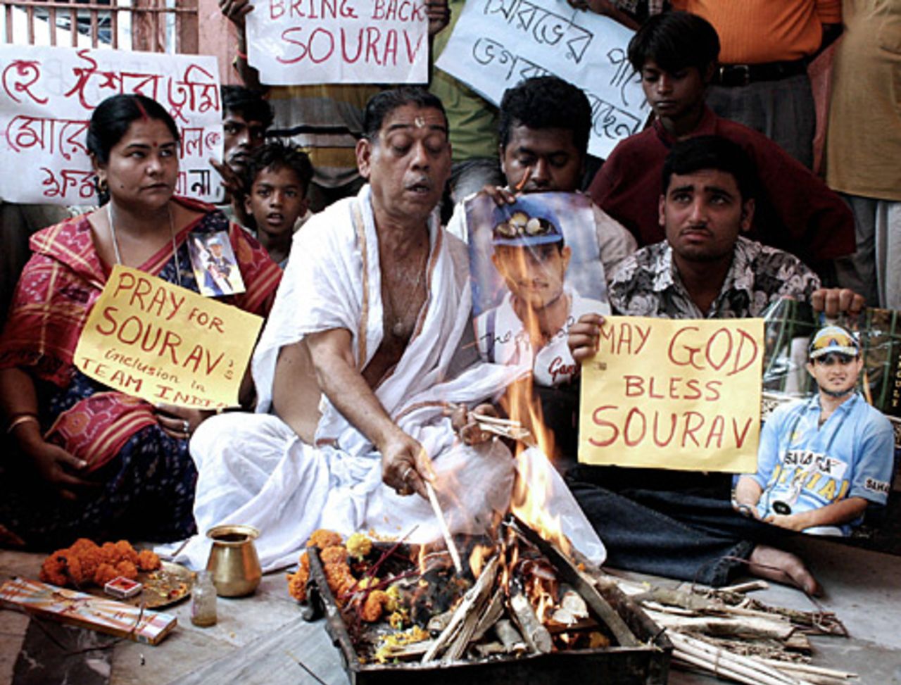 A Hindu priest prays Sourav Ganguly will return to the Indian squad, Ahmedabad, December 17, 2005