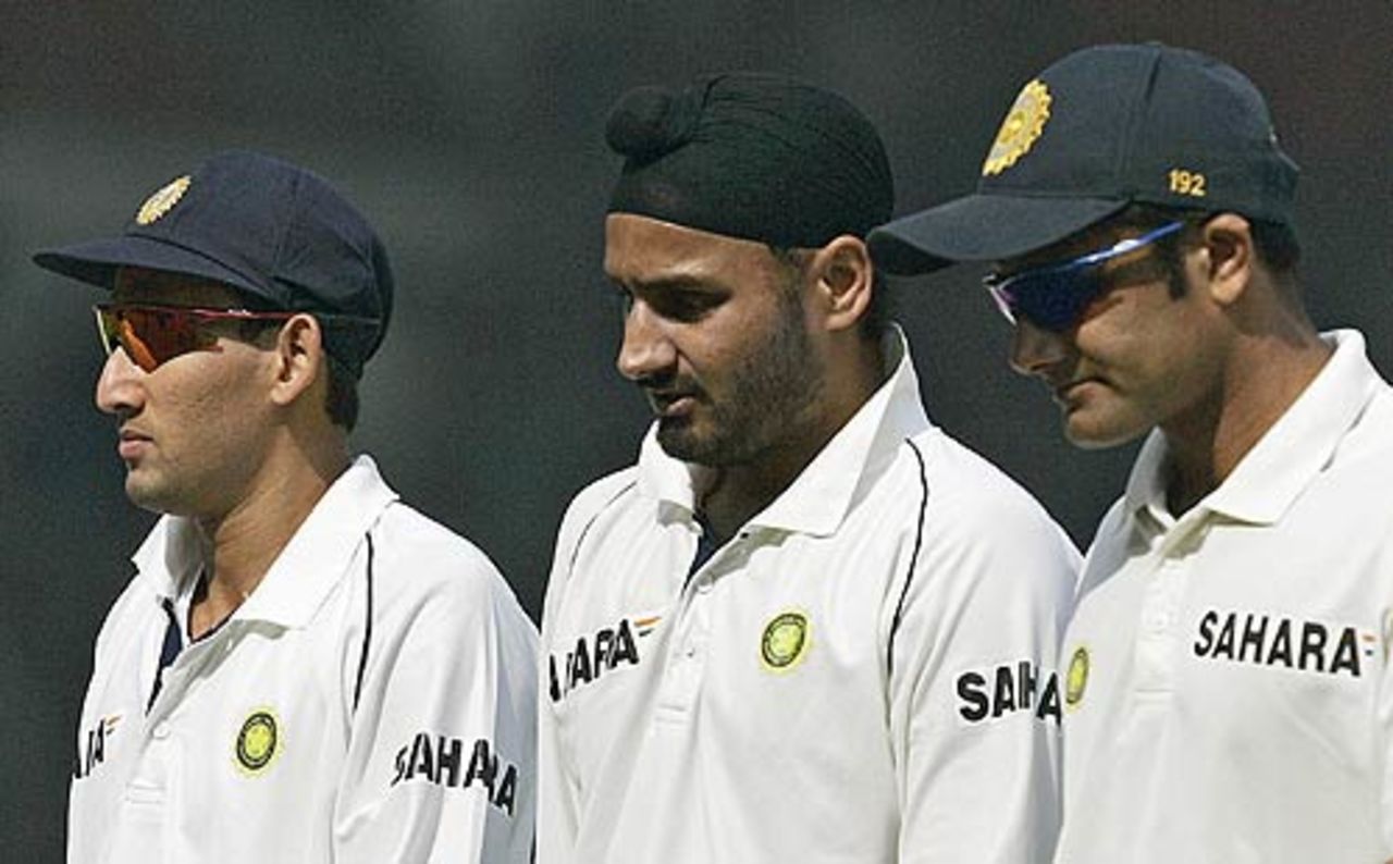The batsmen in Ajit Agarkar, Harbhajan Singh and Anil Kumble tormented Sri Lanka, India v Sri Lanka, 3rd Test, Ahmedabad, 4th day, December 21, 2005