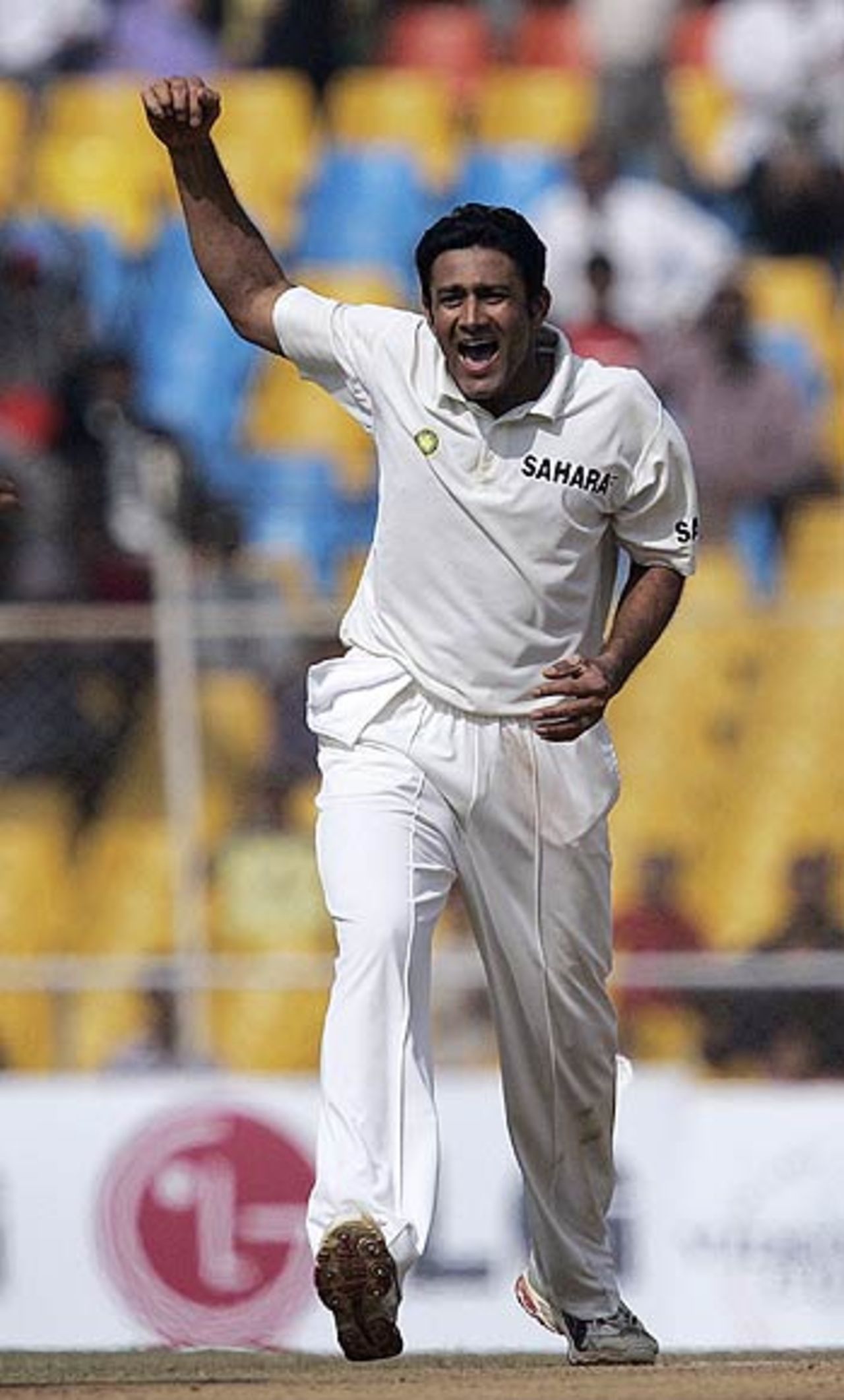 Anil Kumble is elated after dismissing Kumar Sangakkara, India v Sri Lanka, 3rd Test, Ahmedabad, 4th day, December 21, 2005