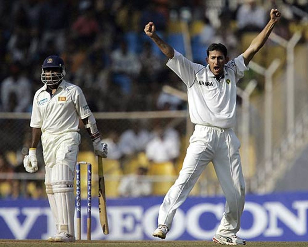 Ajit Agarkar  celebrates after dismissing Mahela Jayawardene, India v Sri Lanka, 3rd Test, Ahmedabad, 4th day, December 21, 2005