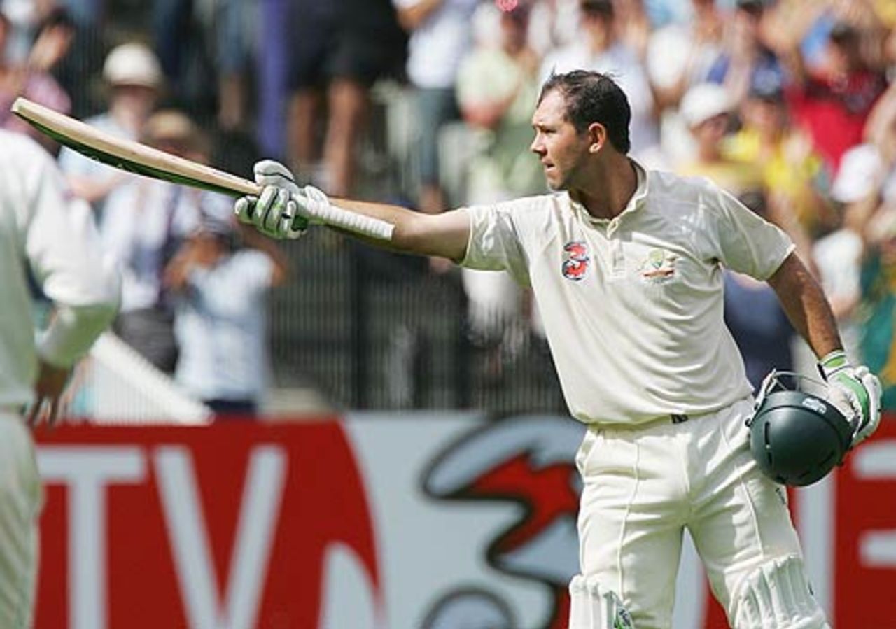 Ricky Ponting acknowledges the cheers after reaching his century, Australia v South Africa, 2nd Test, Melbourne, 1st day, December 26, 2005