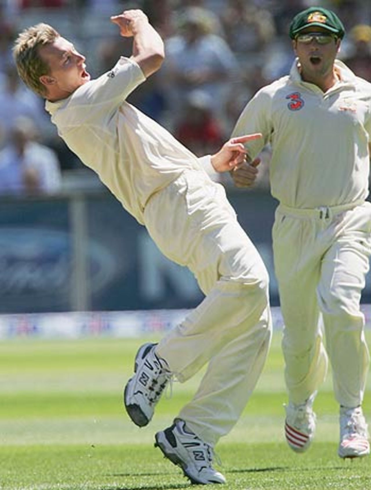 Brett Lee is delighted after bowling Jacques Kallis, Australia v South Africa, 2nd Test, Melbourne, 3rd day, December 28, 2005