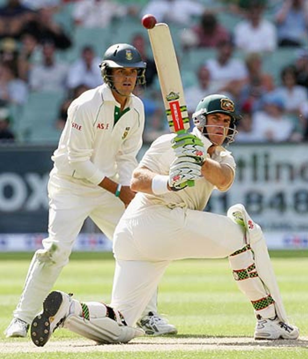 Matthew Hayden sweeps during his unbeaten 45 on day three, Australia v South Africa, 2nd Test, Melbourne, 3rd day, December 28, 2005