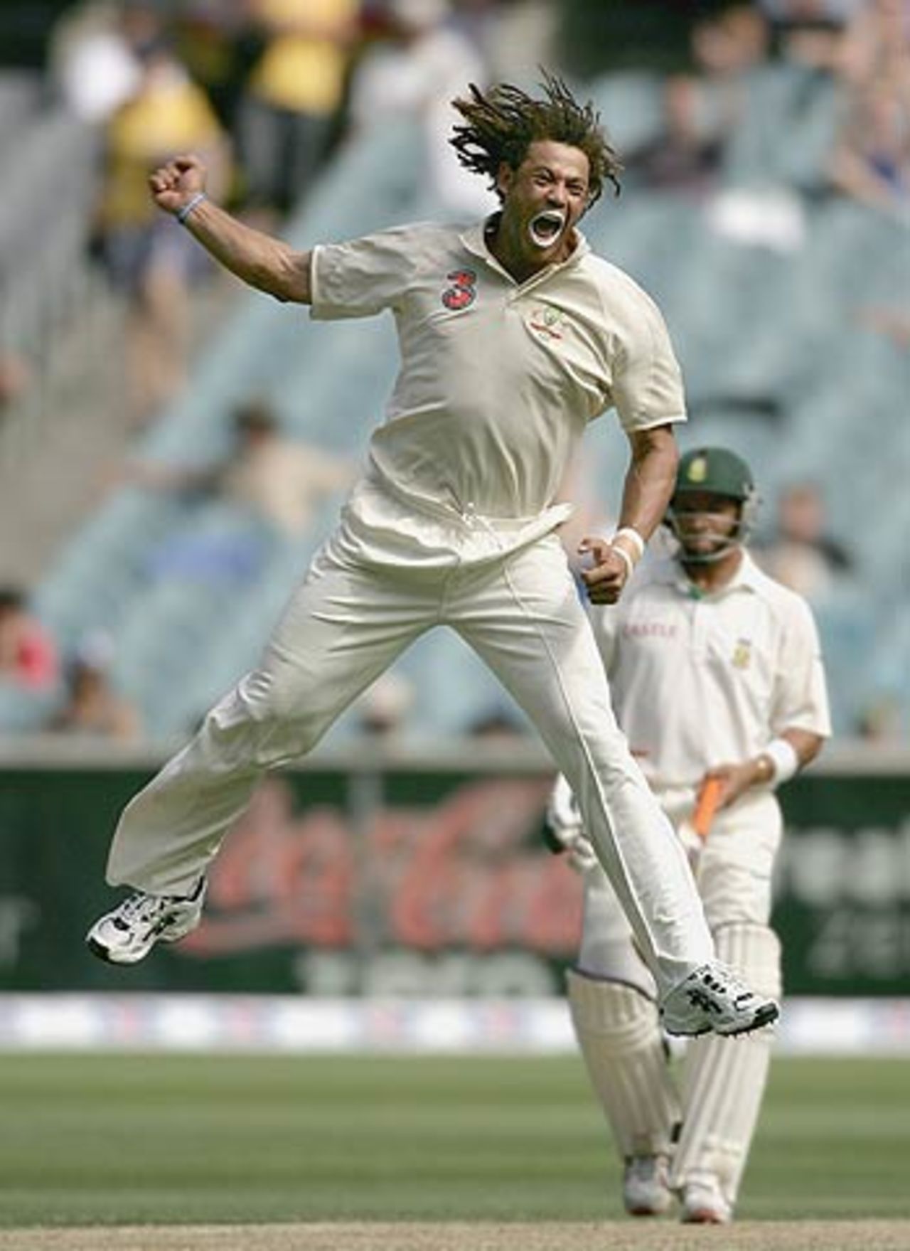 Andrew Symonds is over the moon after dismissing Jacques Kallis, Australia v South Africa, 2nd Test, Melbourne, 4th day, December 29, 2005