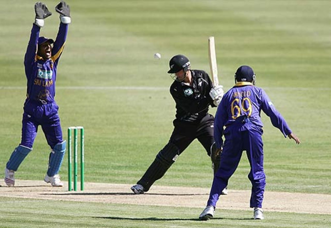 Nathan Astle was trapped leg before against Muttiah Muralitharan, New Zealand Sri Lanka, 1st ODI, Queenstown, December 31, 2005
