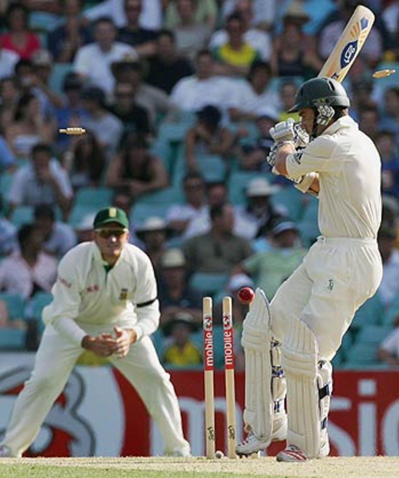 Justin Langer drags one back on to his stumps, Australia v South Africa, 3rd Test, Sydney, 2nd day, January 3, 2006