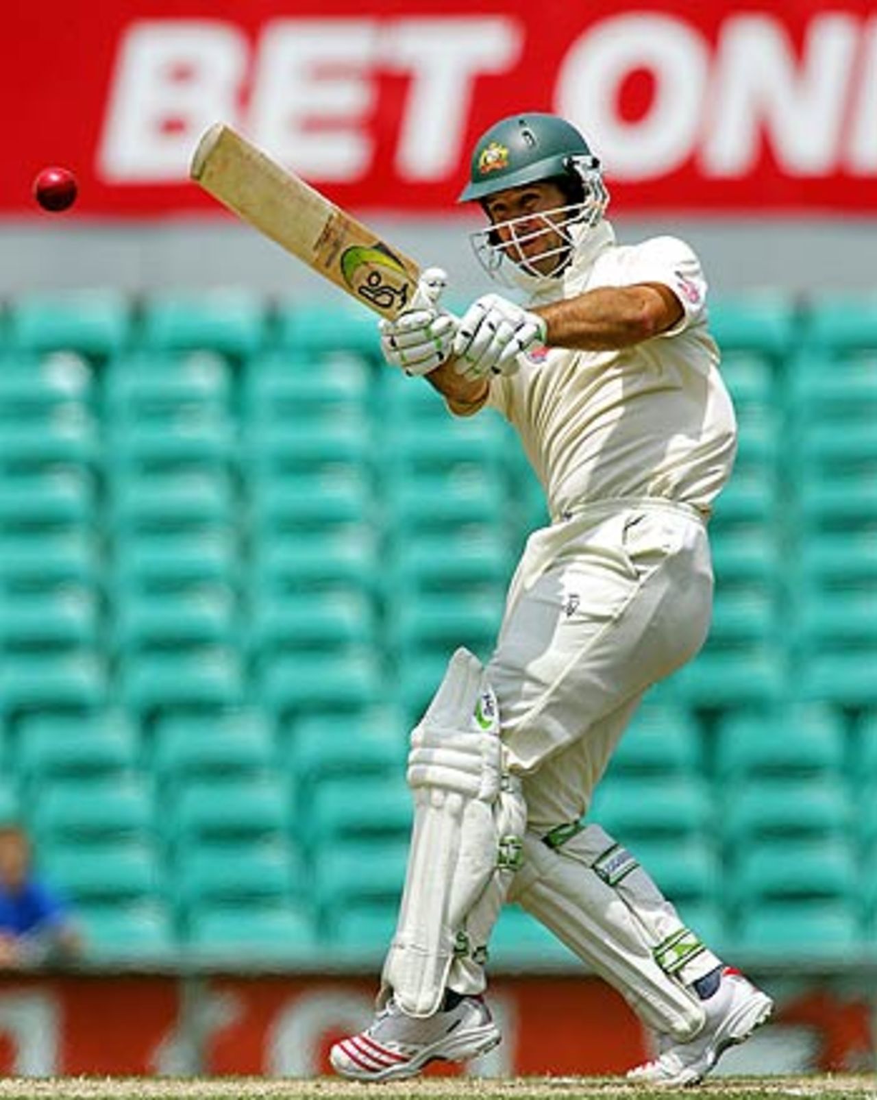 Ricky Ponting plays his trademark pull, Australia v South Africa, 3rd Test, Sydney, 5th day, January 6, 2006