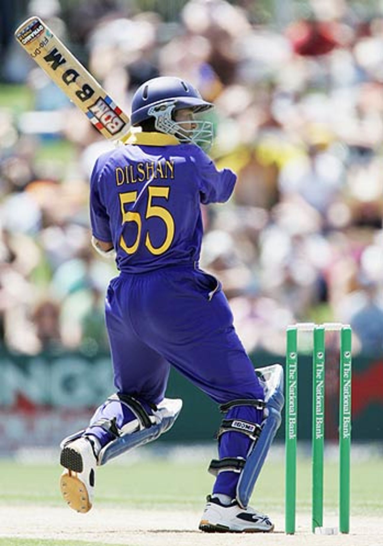 Tillakaratne Dilshan flays one during his 43, New Zealand v Sri Lanka, 5h ODI, Napier, January 8, 2006