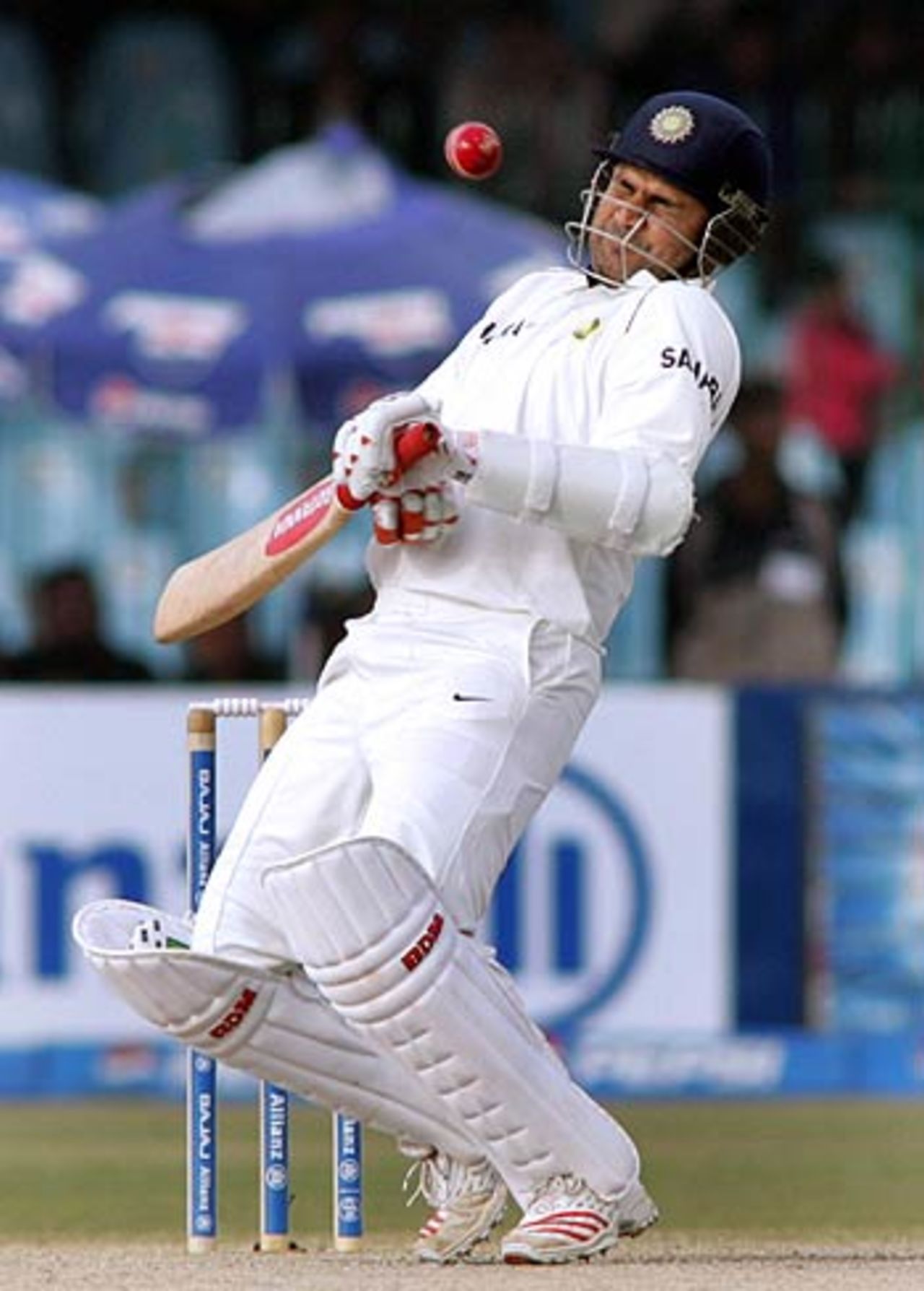 Virender Sehwag faces some chin music from Naved-ul-Hasan, India v Pakistan, 1st Test, Lahore, 2nd day, January 14, 2006