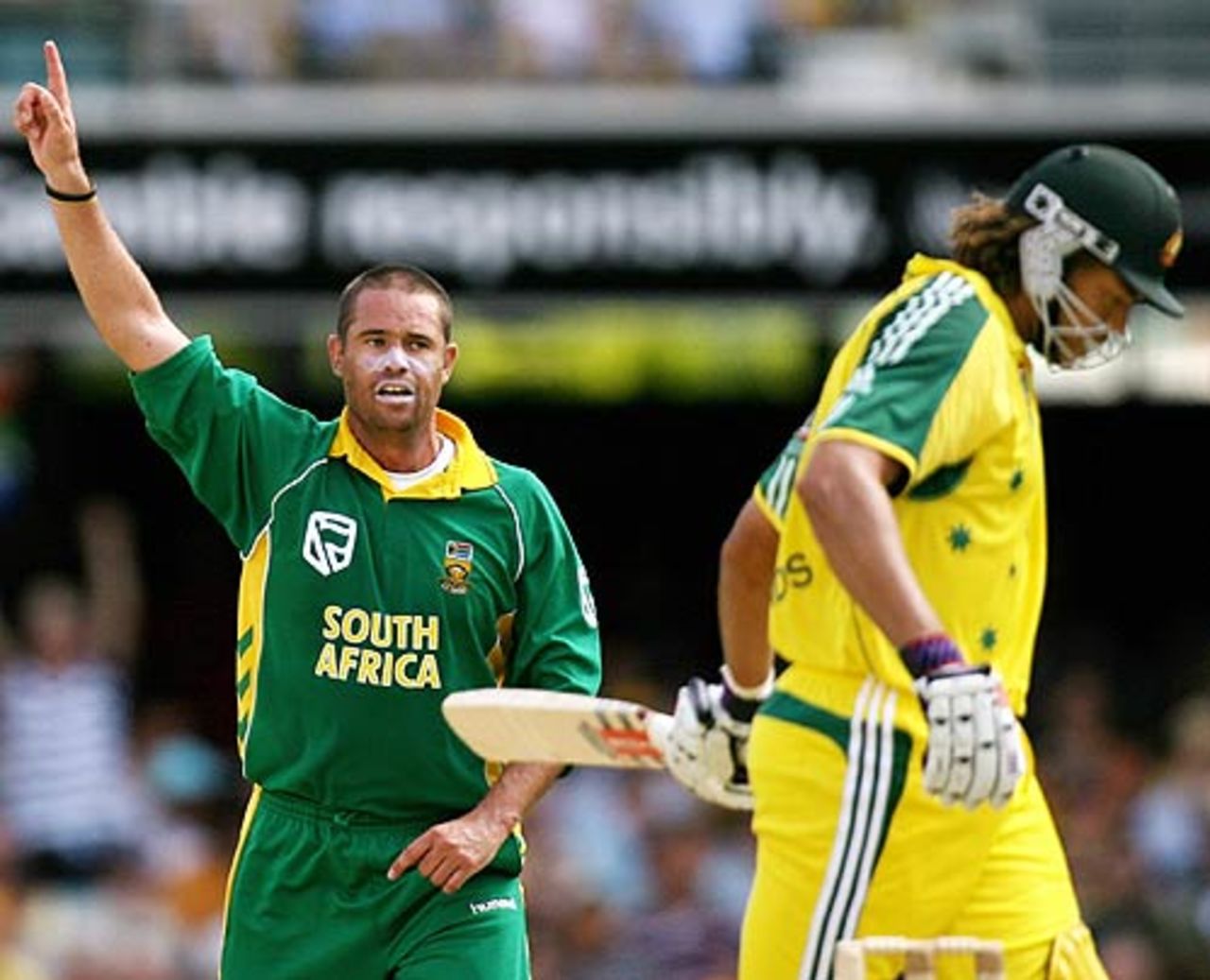 Andrew Hall signals the end of Andrew Symonds, Australia v South Africa, VB Series, Brisbane, January 15, 2006