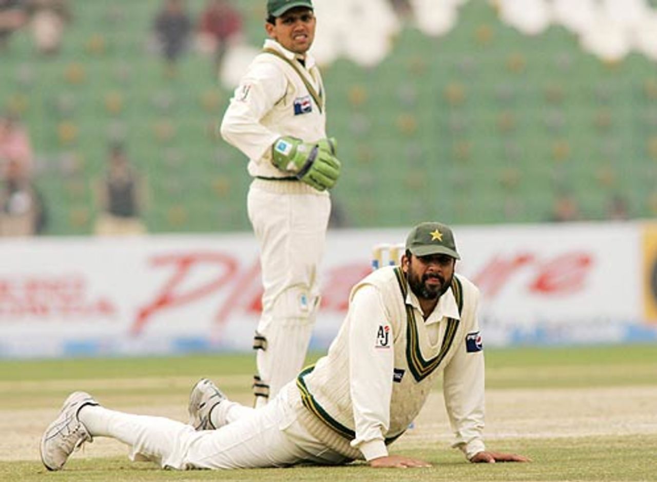 Inzamam-ul-Haq was left without a plan throughout the day, India in Pakistan, 1st Test, Lahore, January 16, 2006