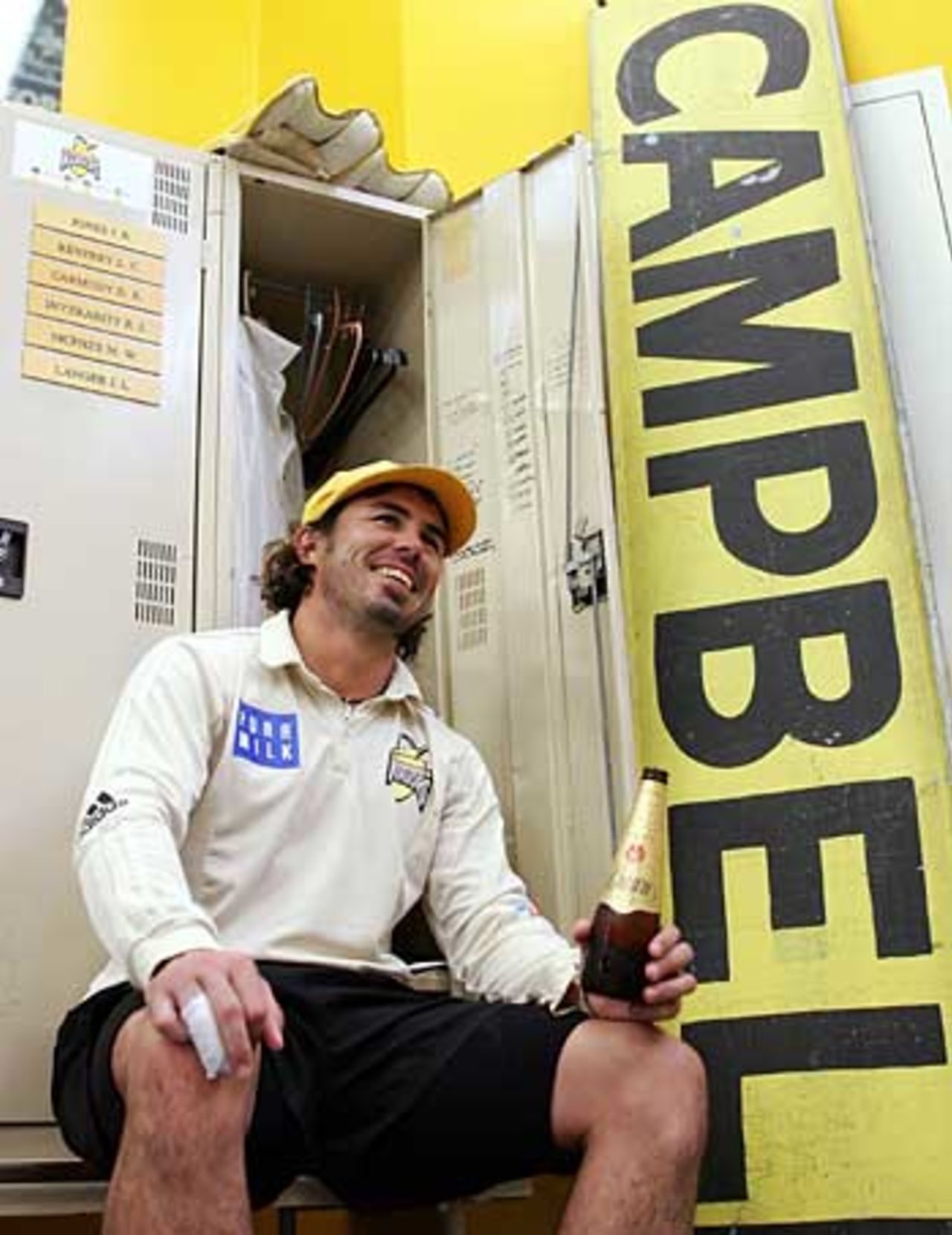 Ryan Campbell relaxes after the final game of his career. He was bowled for 4 in his final innings, Western Australia v Queensland, Pura Cup, Perth, January 18, 2006