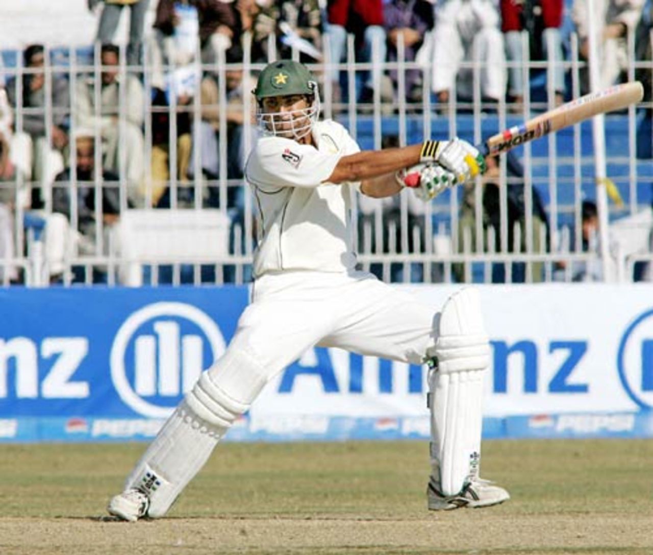Younis Khan continues to torment India, Pakistan v India, 2nd Test, Faisalabad, 1st day, January 21, 2006