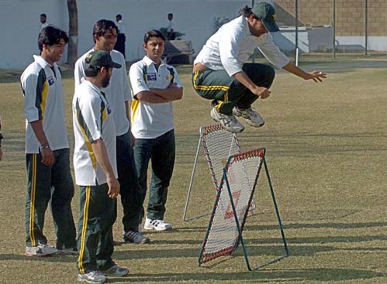 No, seriously, this will come in useful during the Test ... Karachi, January 27, 2006