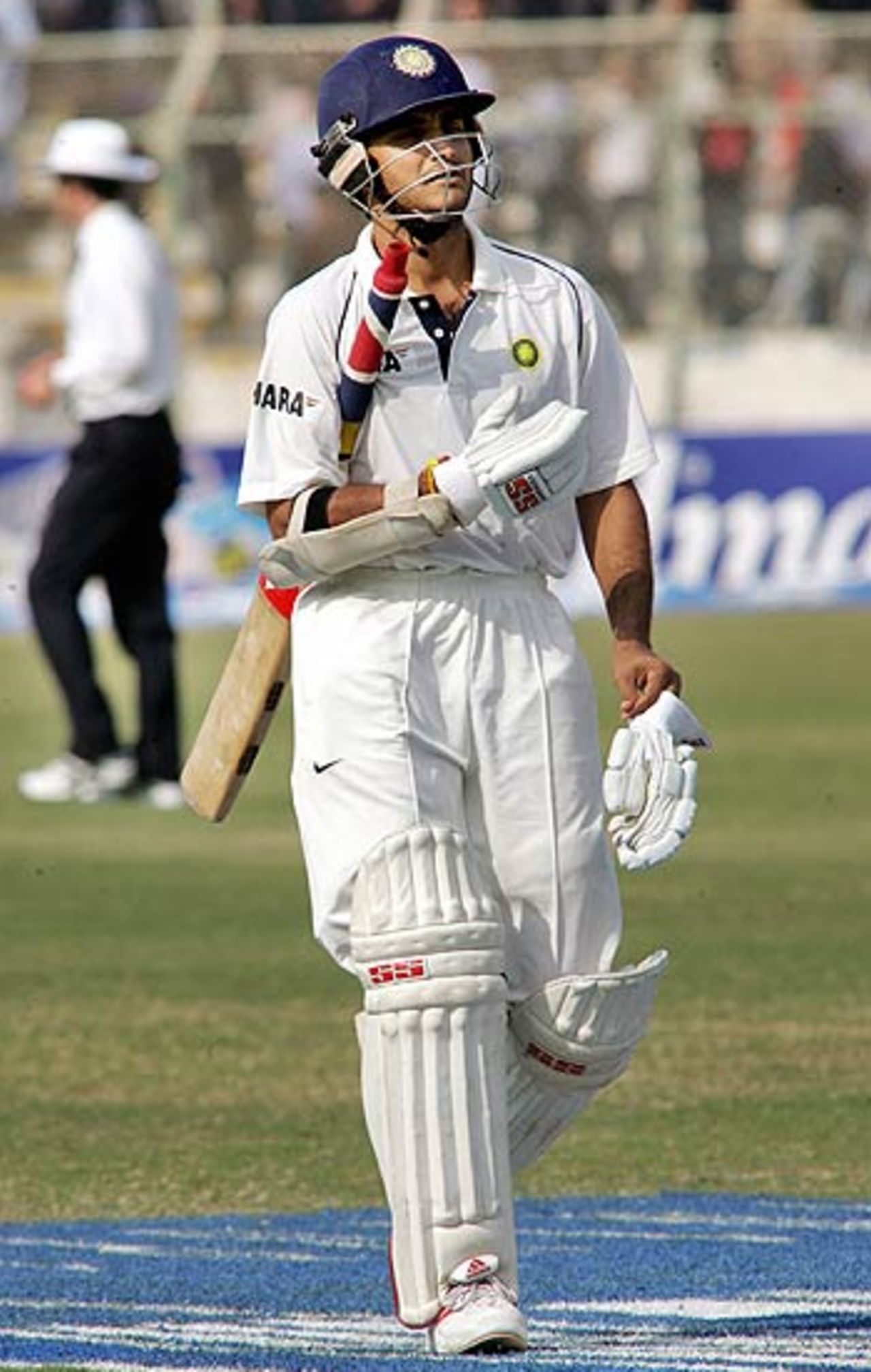 Sourav Ganguly walks back after scoring a fighting 37, Pakistan v India, 3rd Test, 4th day, Karachi, February 1,2006