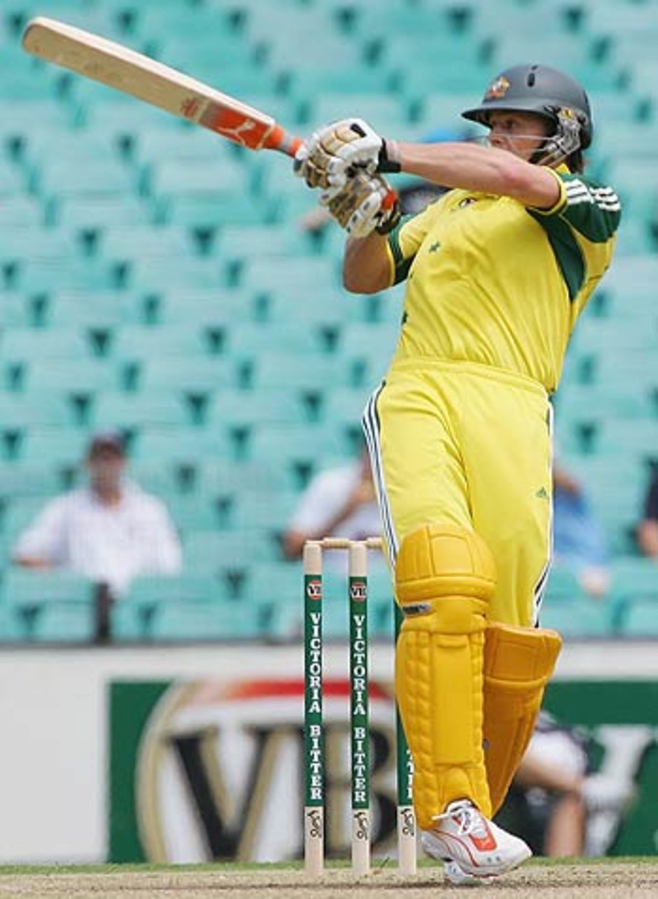 Adam Gilchrist got Australia off to a blistering start, Australia v South Africa, VB Series, Sydney, February 5, 2006