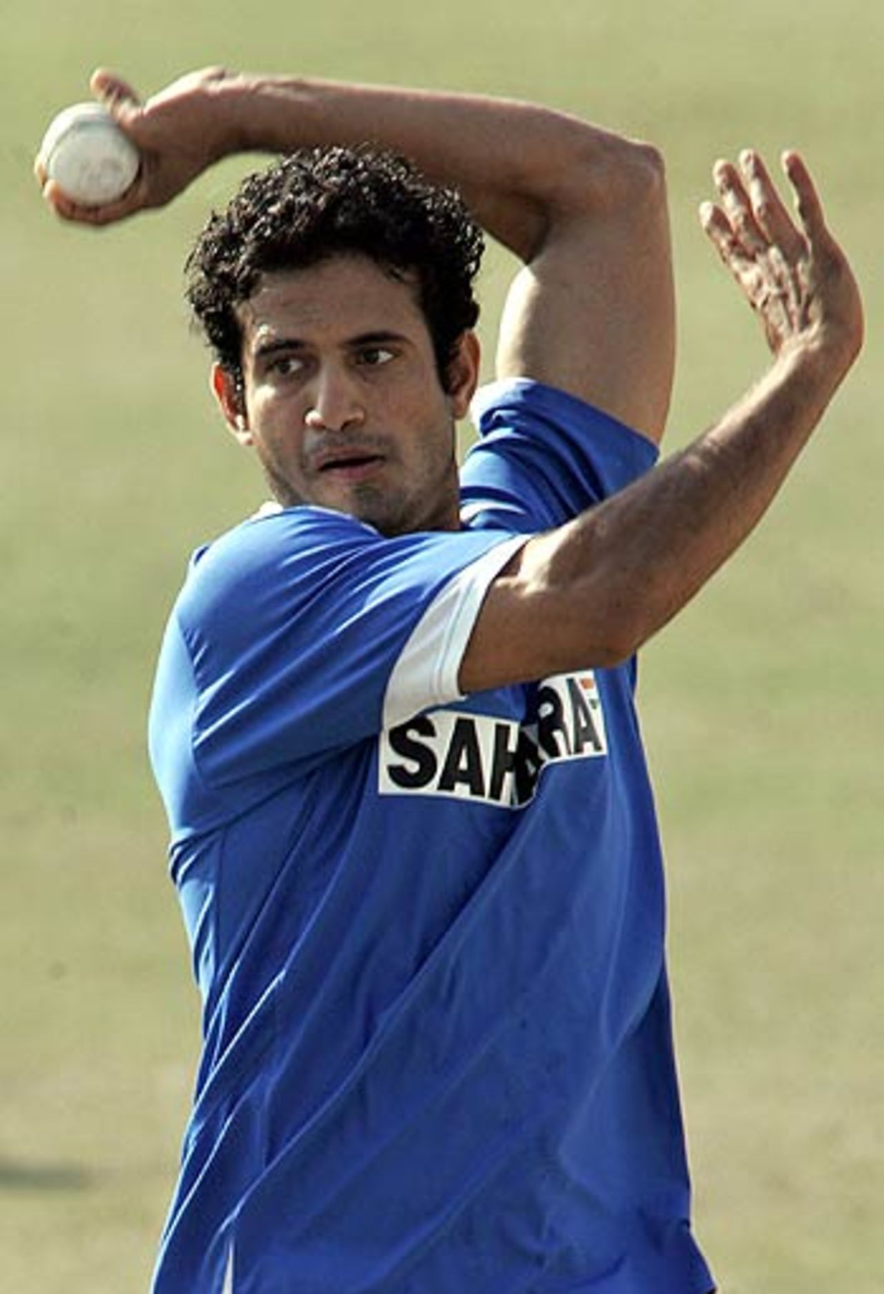 Irfan Pathan bowls at the nets during a practice session, Rawalpindi Cricket Stadium, February 9, 2006