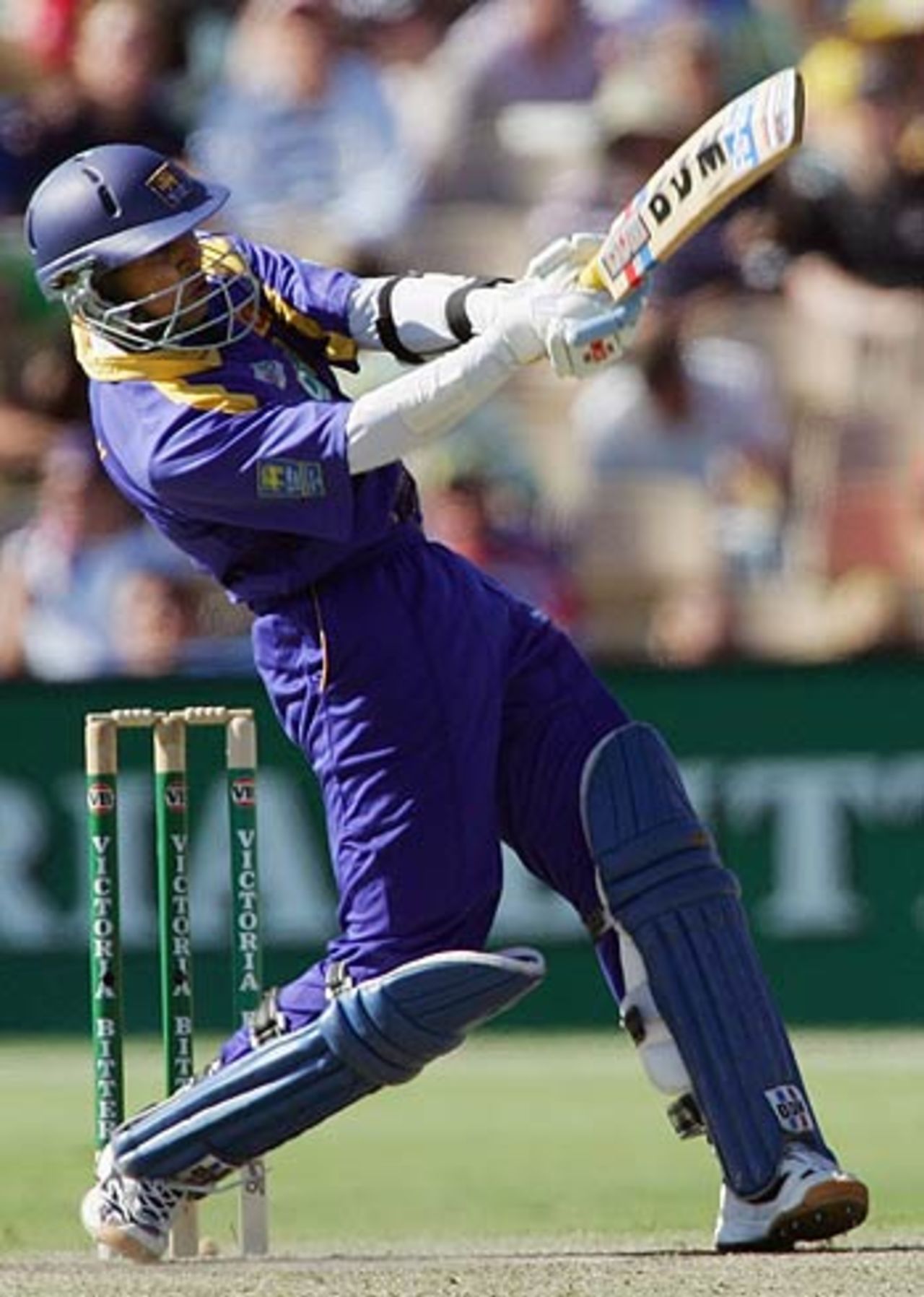 Tillakaratne Dilshan clouts Andrew Symonds for six, Australia v Sri Lanka, VB Series, 1st Final, Adelaide, February 10, 2006