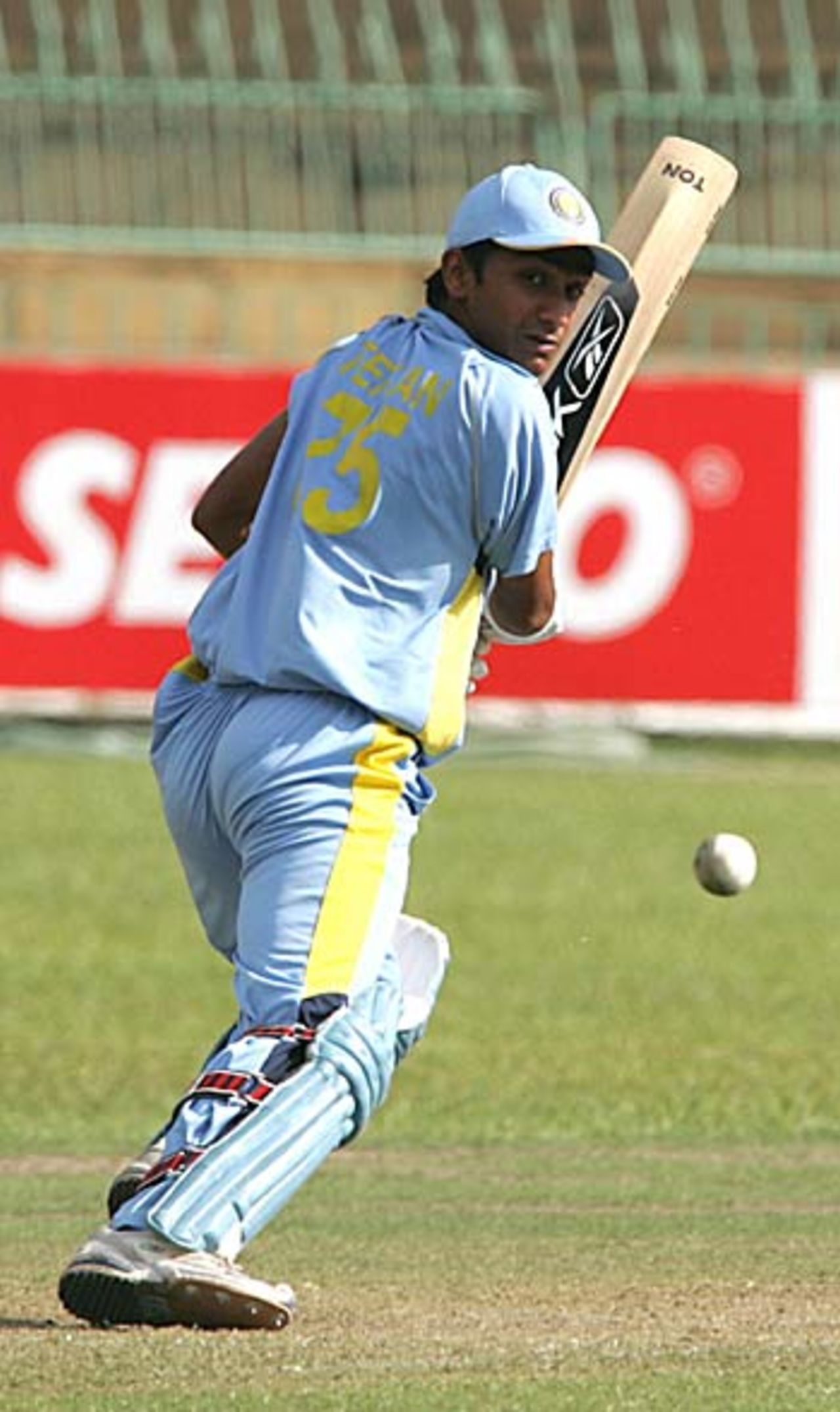 Mayank Tehlan during his innings of 64, India v Sri Lanka, U-19 World Cup, Colombo, February 10, 2006