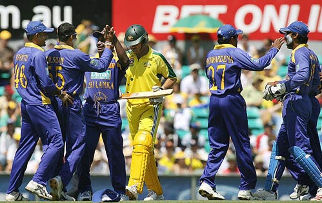 Sri Lanka celebrate as Adam Gilchrist departs, Australia v Sri Lanka, VB Series, 2nd Final, Sydney, February 12, 2006