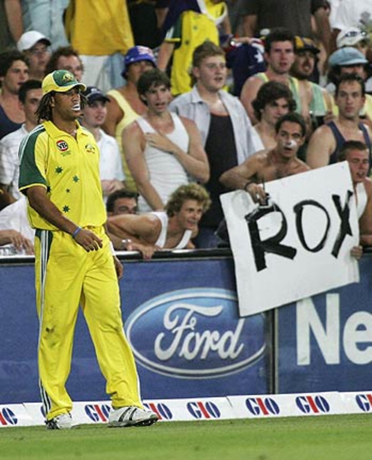 The fans hold up a poster of Andrew Symonds's nickname 'Roy', VB Series, 2nd Final, Sydney, February 12, 2006