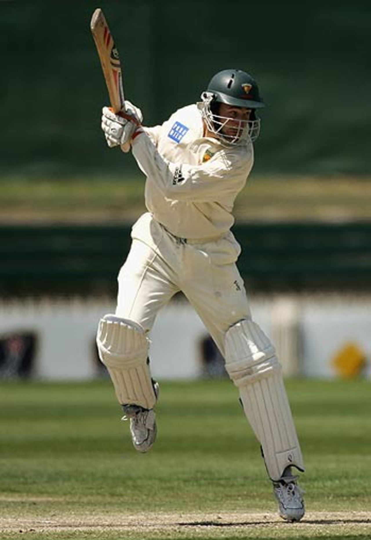 Sean Clingeleffer cuts during his innings of 62 against Victoria, Victoria v Tasmania, Pura Cup, Melbourne, February 15, 2006