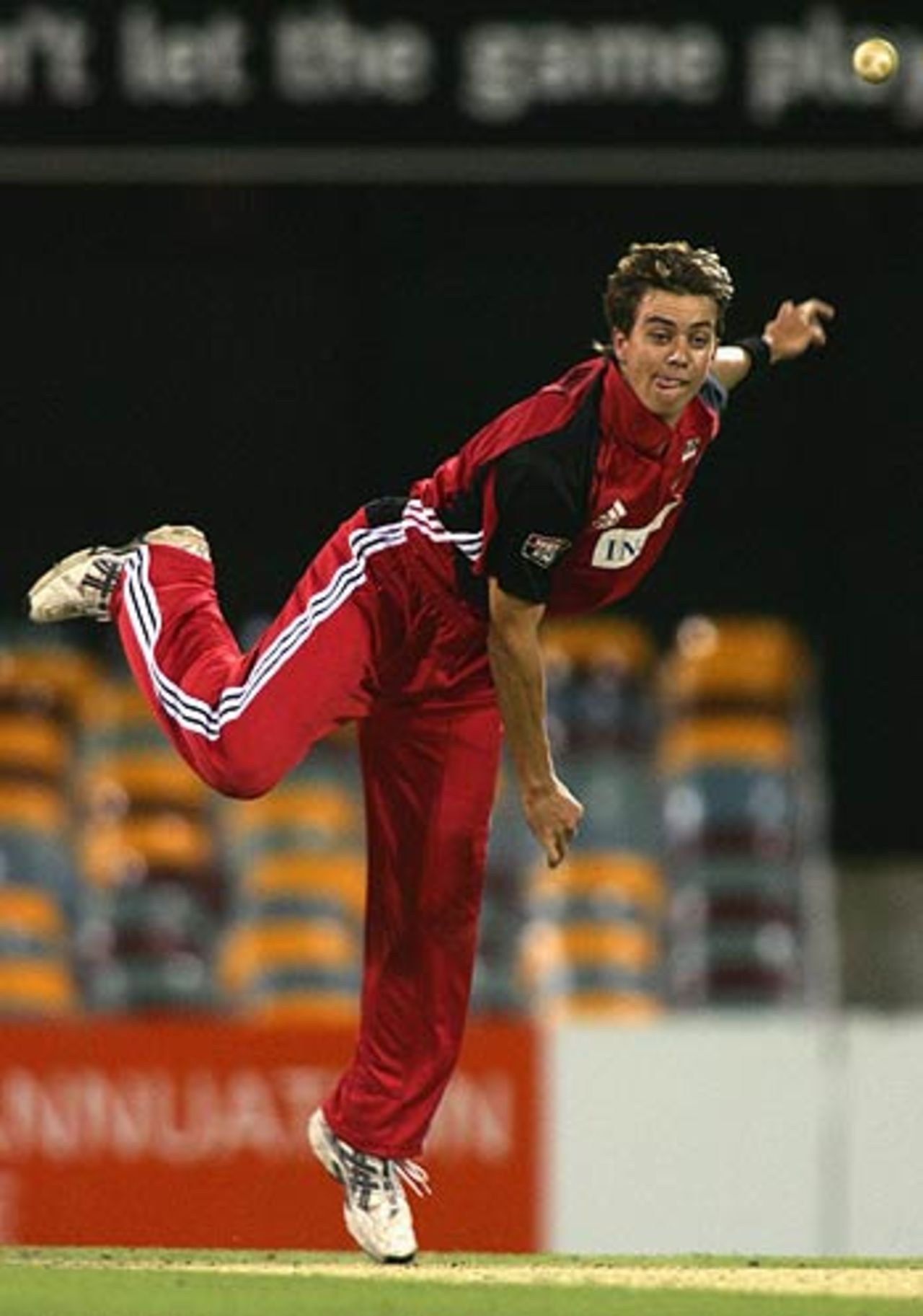 Cullen Bailey in action against Queensland, Queensland v South Australia, ING Cup, Woolloongabba, Brisbane, February 17 2006
