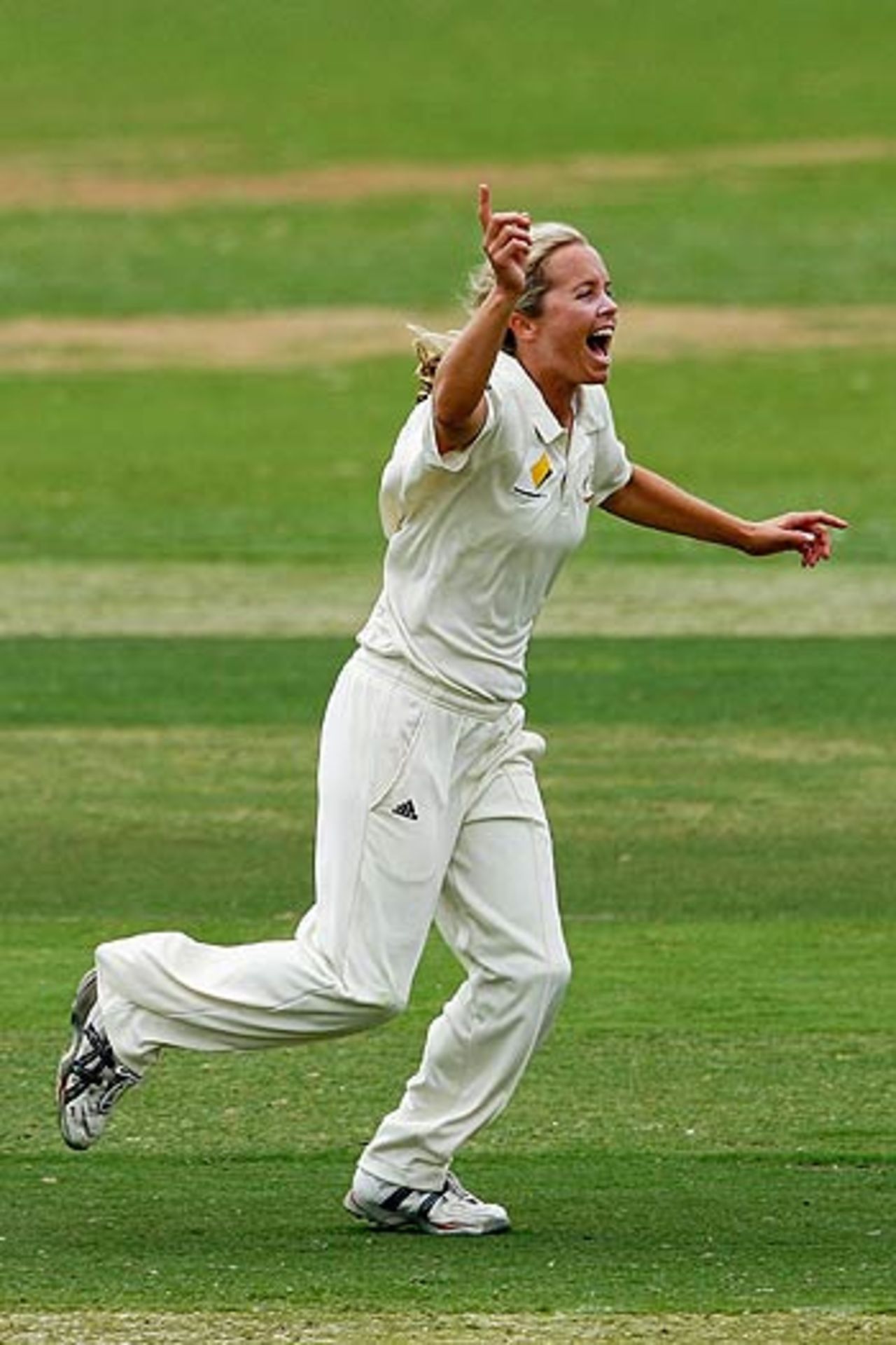 Julie Hayes celebrates a wicket as India capitulate, Australia Women v India Women, Only Test, Adelaide, Feb 19, 2006