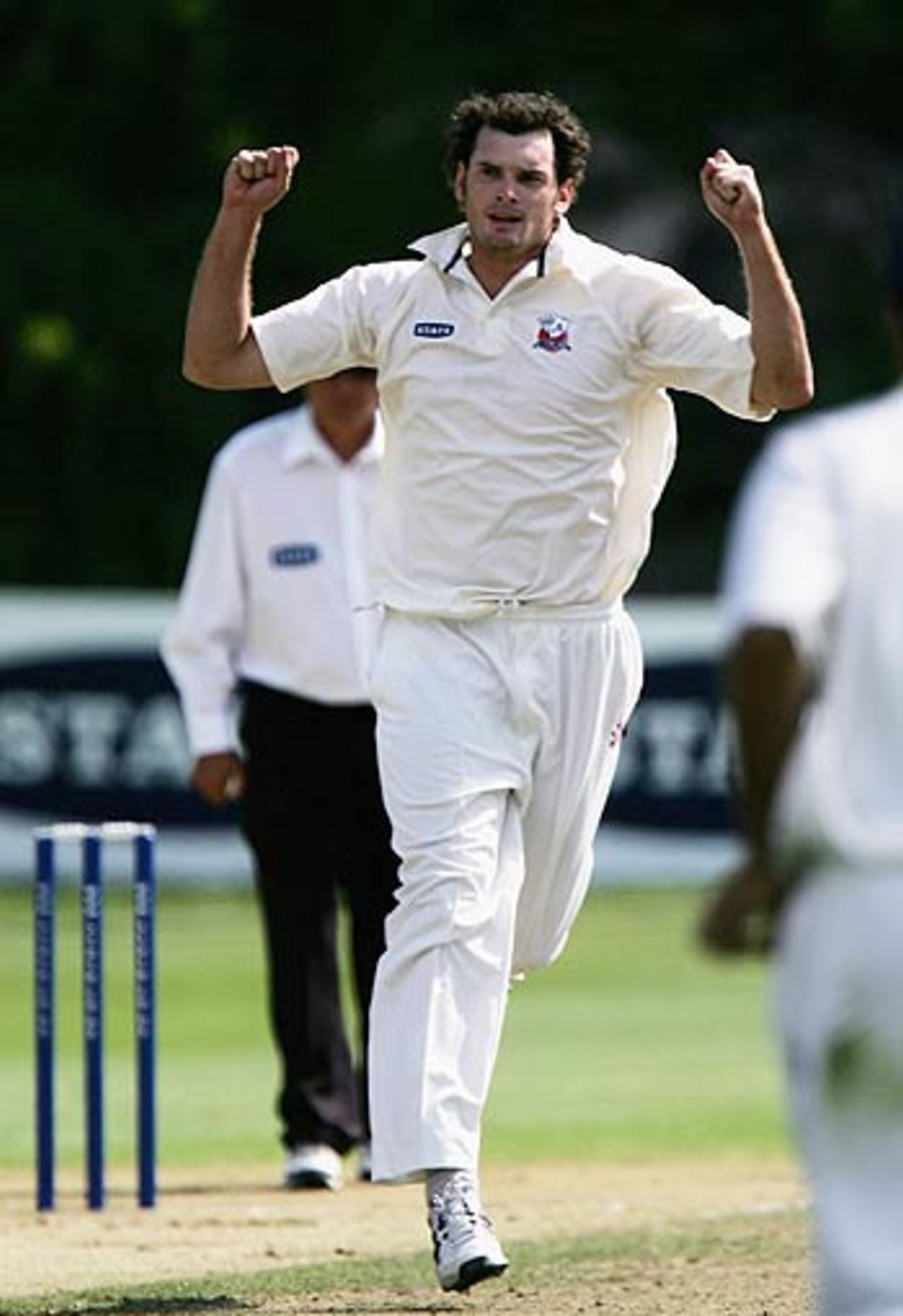 Kyle Mills celebrates one of his four wickets for Auckland, Auckland v Otago, State Championship, Eden Park, February 21 2006