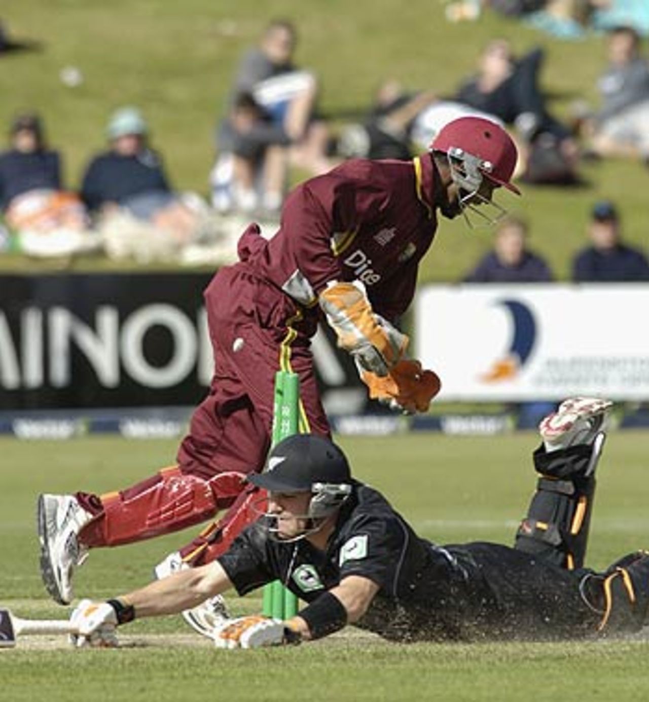 Denesh Ramdin runs out Brendon McCullum, New Zealand v West Indies, 2nd ODI, Queenstown, February 22, 2006
