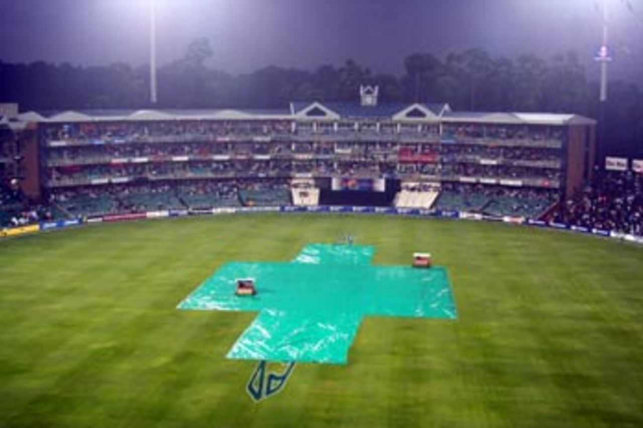 A damp scene at the Wanderers where South Africa had been due to take on Australia in a Twenty20 International, South Africa v Australia, Johannesburg, February 24, 2006