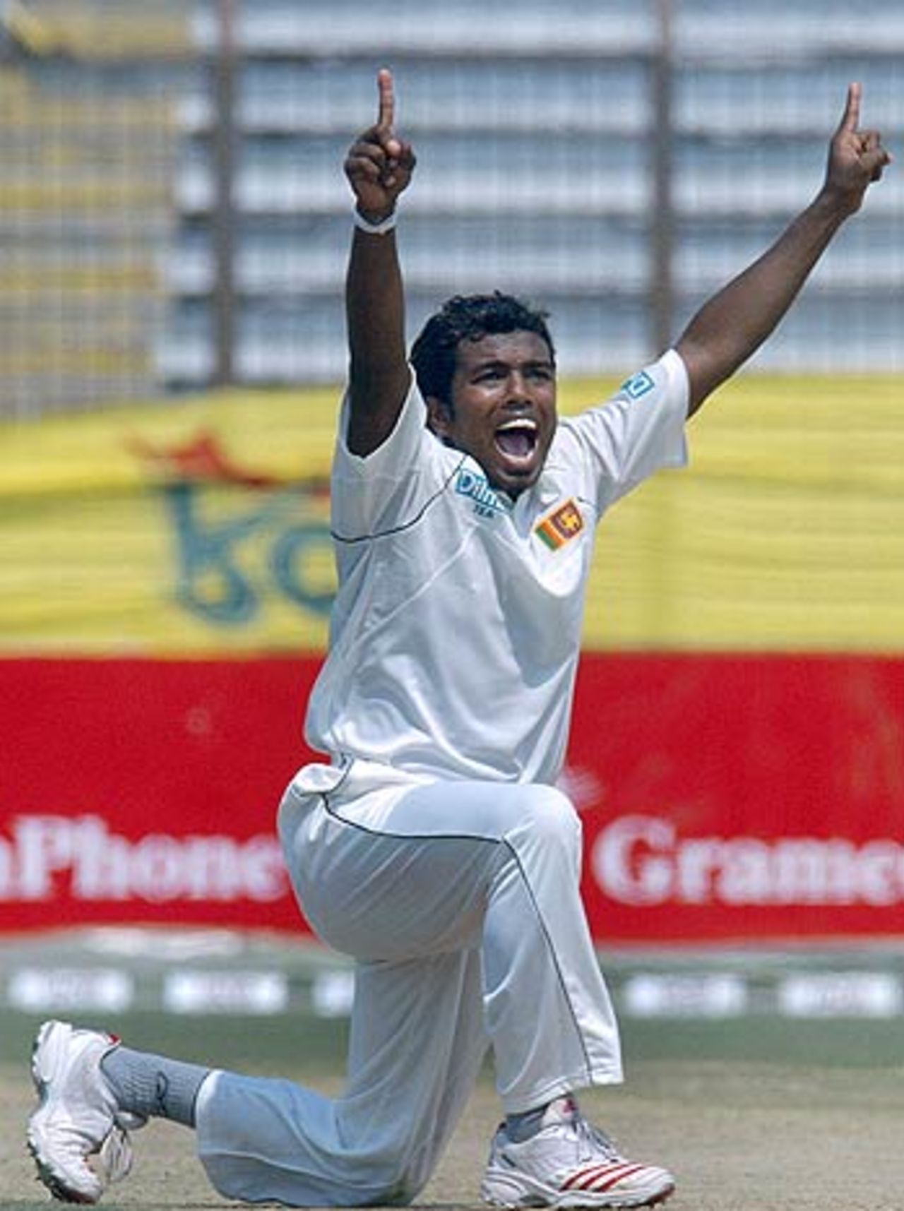 Malinga Bandara appeals - successfully - for the wicket of Habibul Bashar, Bangladesh v Sri Lanka, 1st Test, Chittagong, February 28, 2006