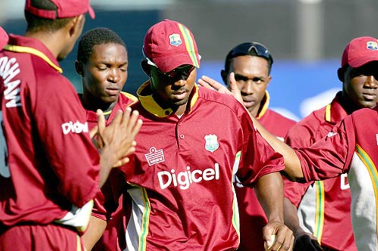 The West Indies players appreciate Dwayne Smith for a job well done, New Zealand v West Indies, 5th ODI, Auckland, March 4 2006
