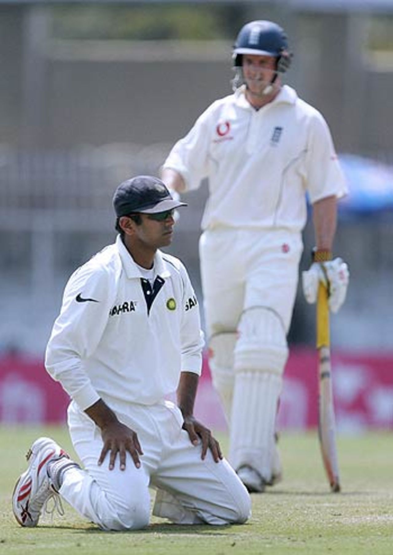England's forward march had Rahul Dravid on his knees, India v England, Nagpur, March 4, 2006