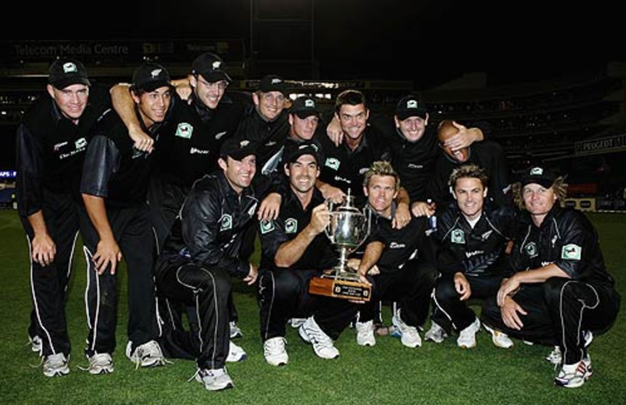 The New Zealand side pose with the series trophy after beating West Indies 4-1, New Zealand v West Indies, 5th ODI, Auckland, March 4 2006