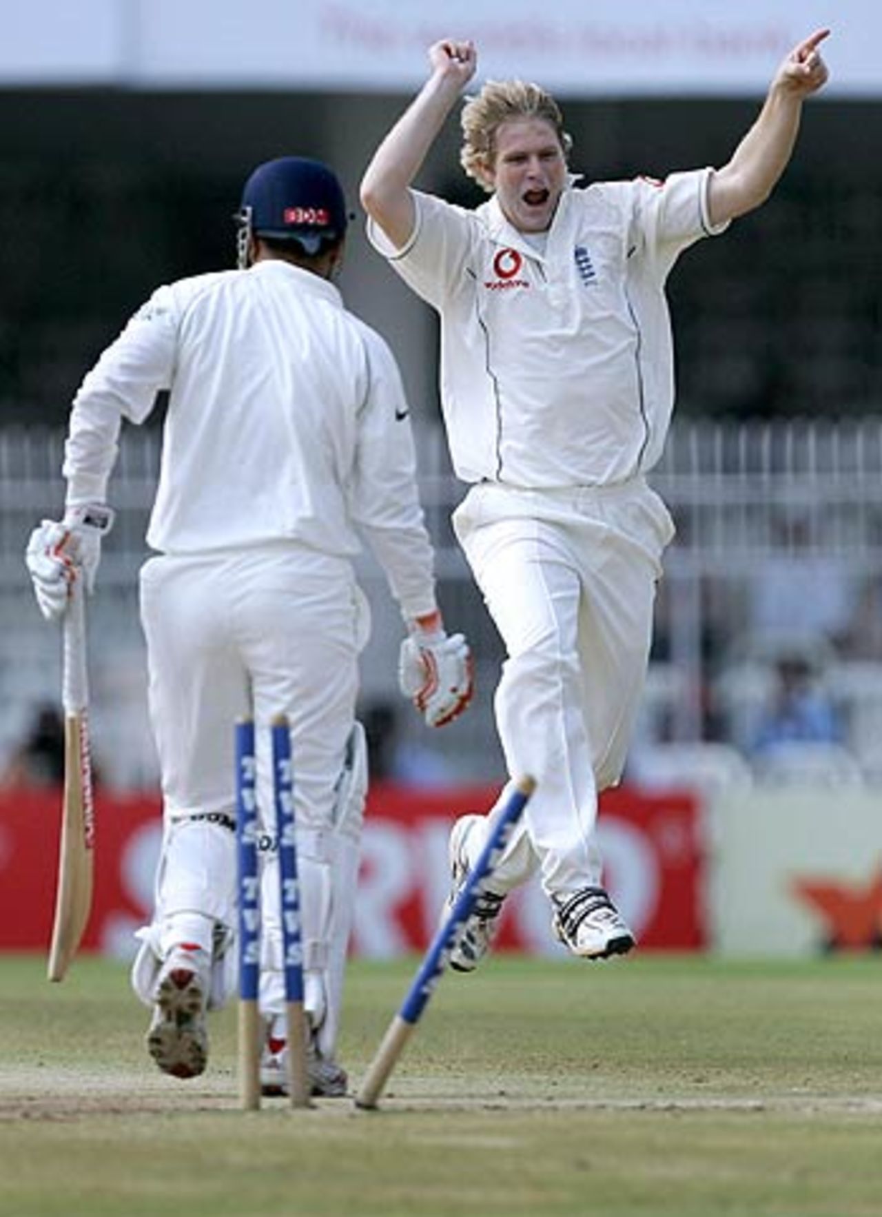Matthew Hoggard bowls Virender Sehwag as India slump to 1 for 1, India v England, Nagpur, March 5, 2006