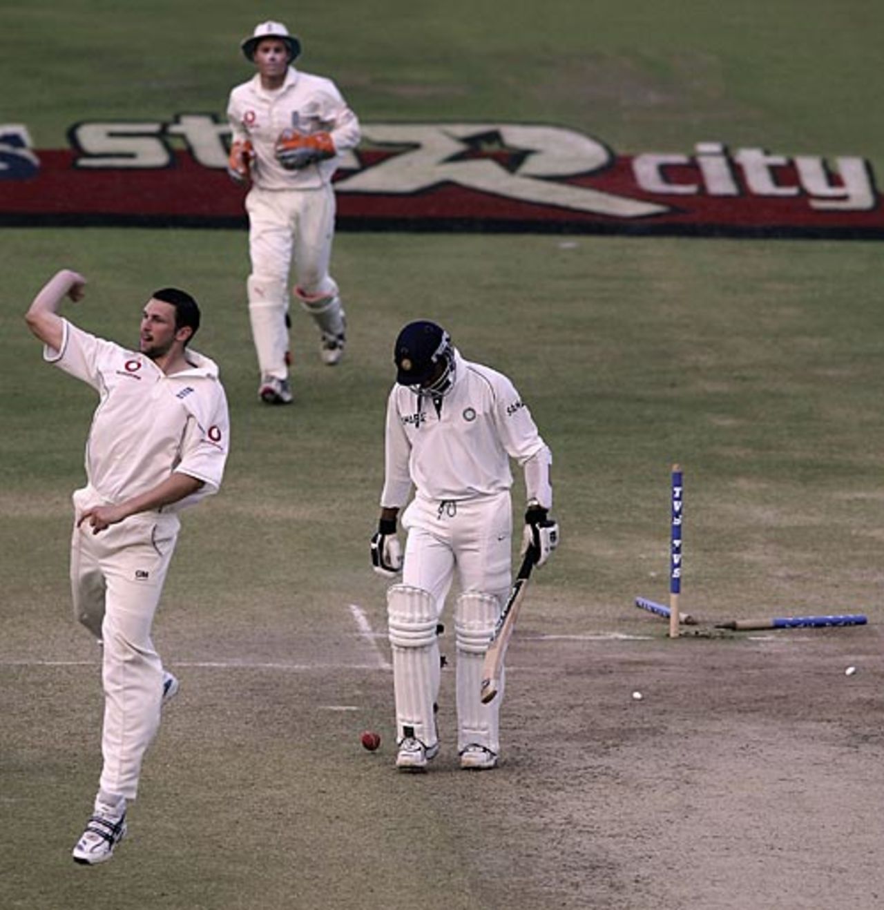 Steve Harmison cleans up Harbhajan Singh, India v England, 1st Test, Nagpur, March 5, 2006