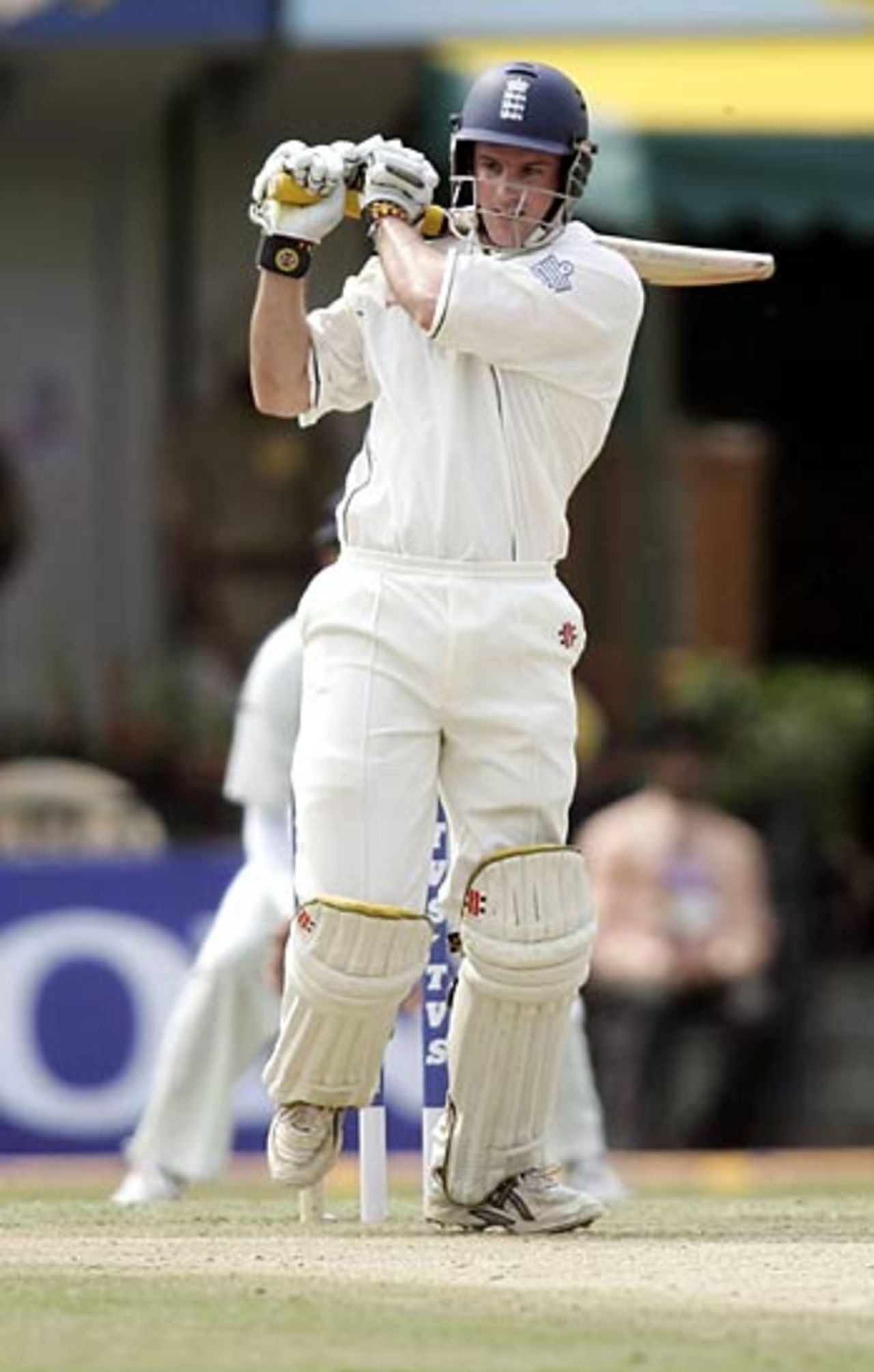 Andrew Strauss pulls on the opening day, India v England, 2nd Test, Mohali, 1st day, March 9, 2006